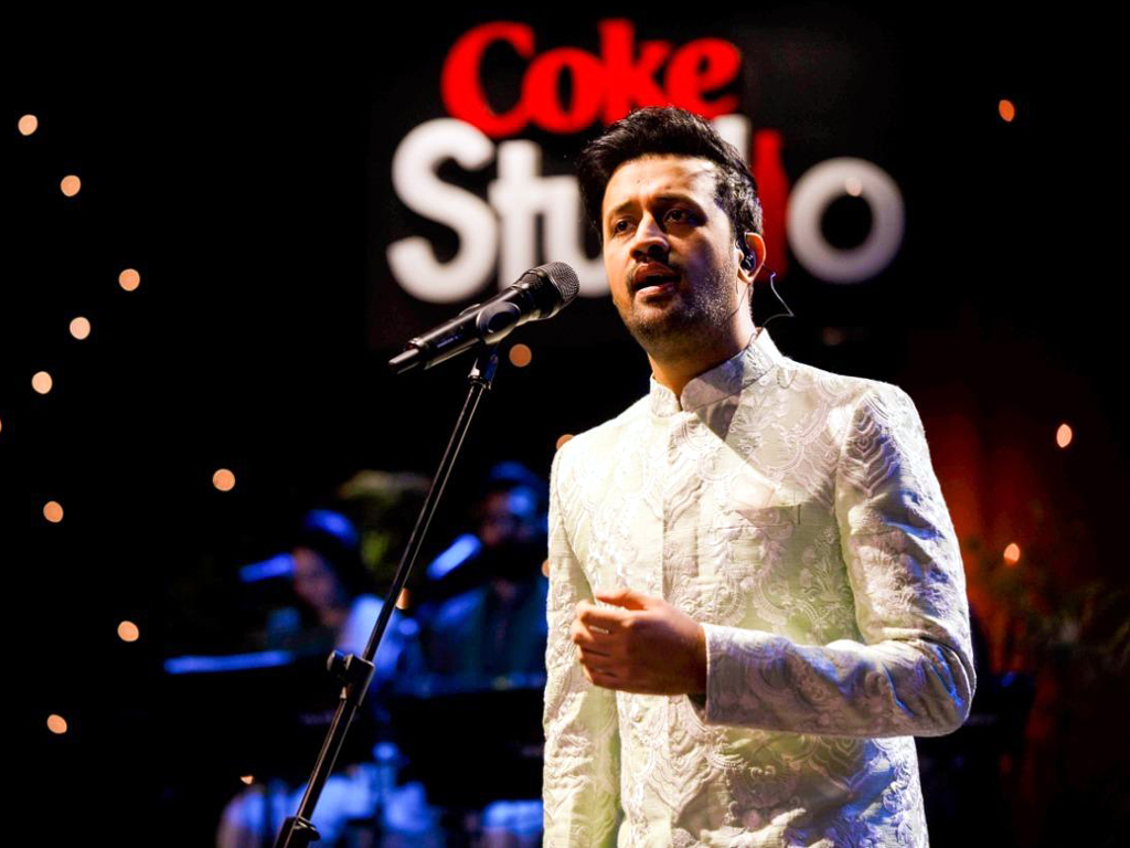 Fans can't keep calm to see Atif Aslam open new season of Coke Studio & Style