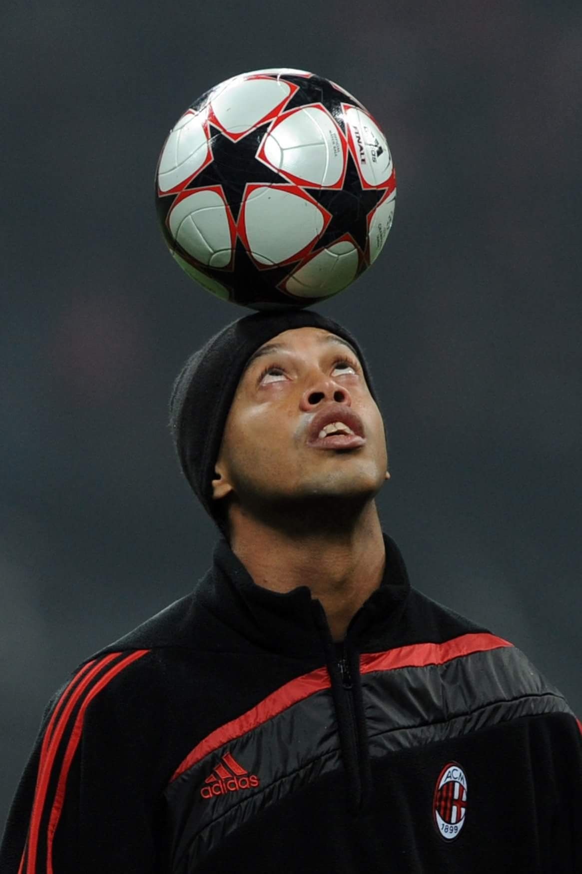 Ronaldinho. Fotos de ronaldinho, Fotos de fútbol, Fotografía de fútbol