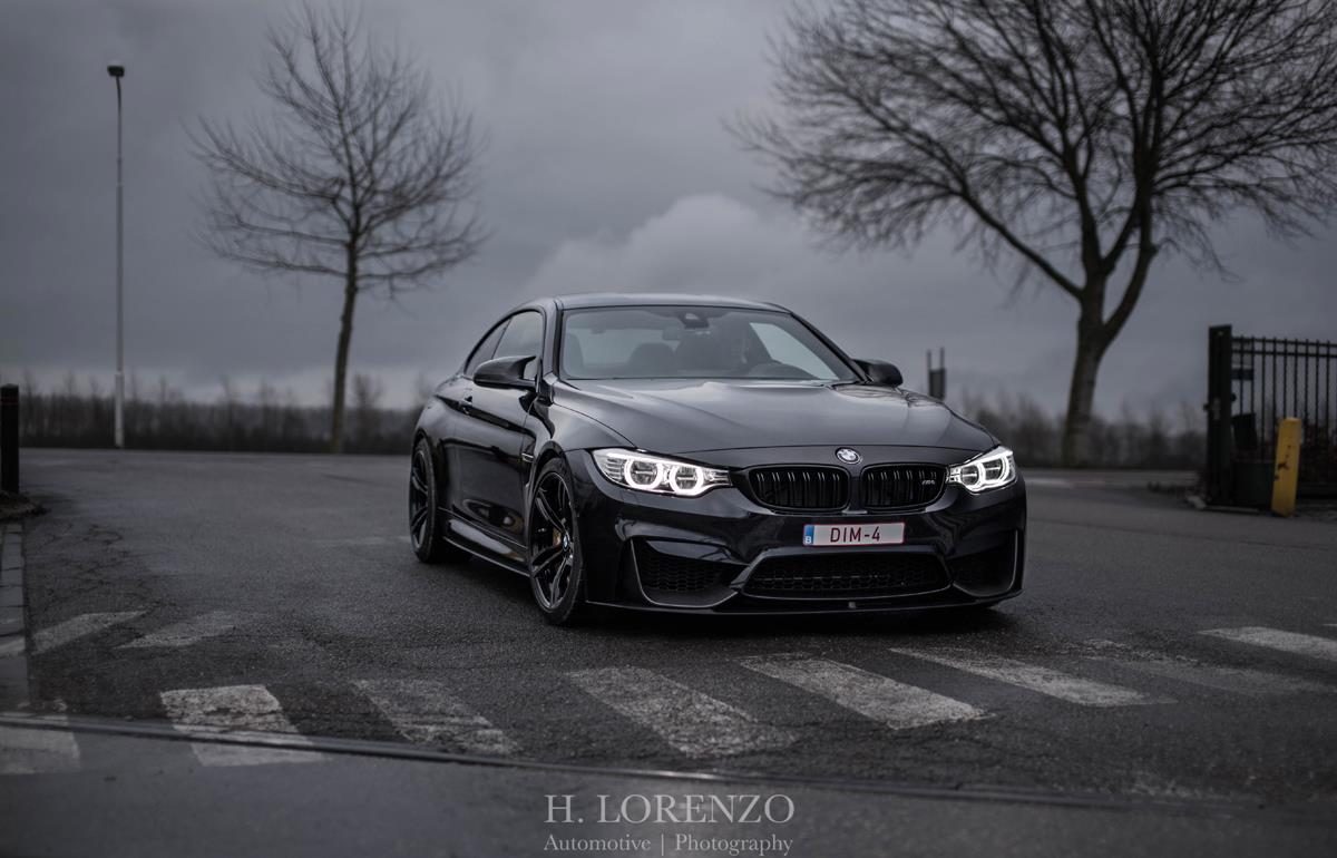 Black BMW M4 Wallpaper