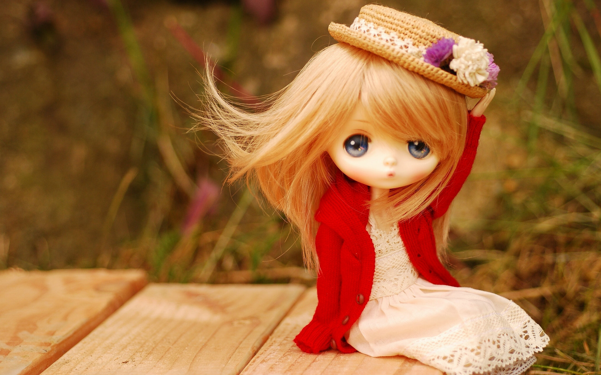 Toy Doll Blue Eyes wallpaperx1200