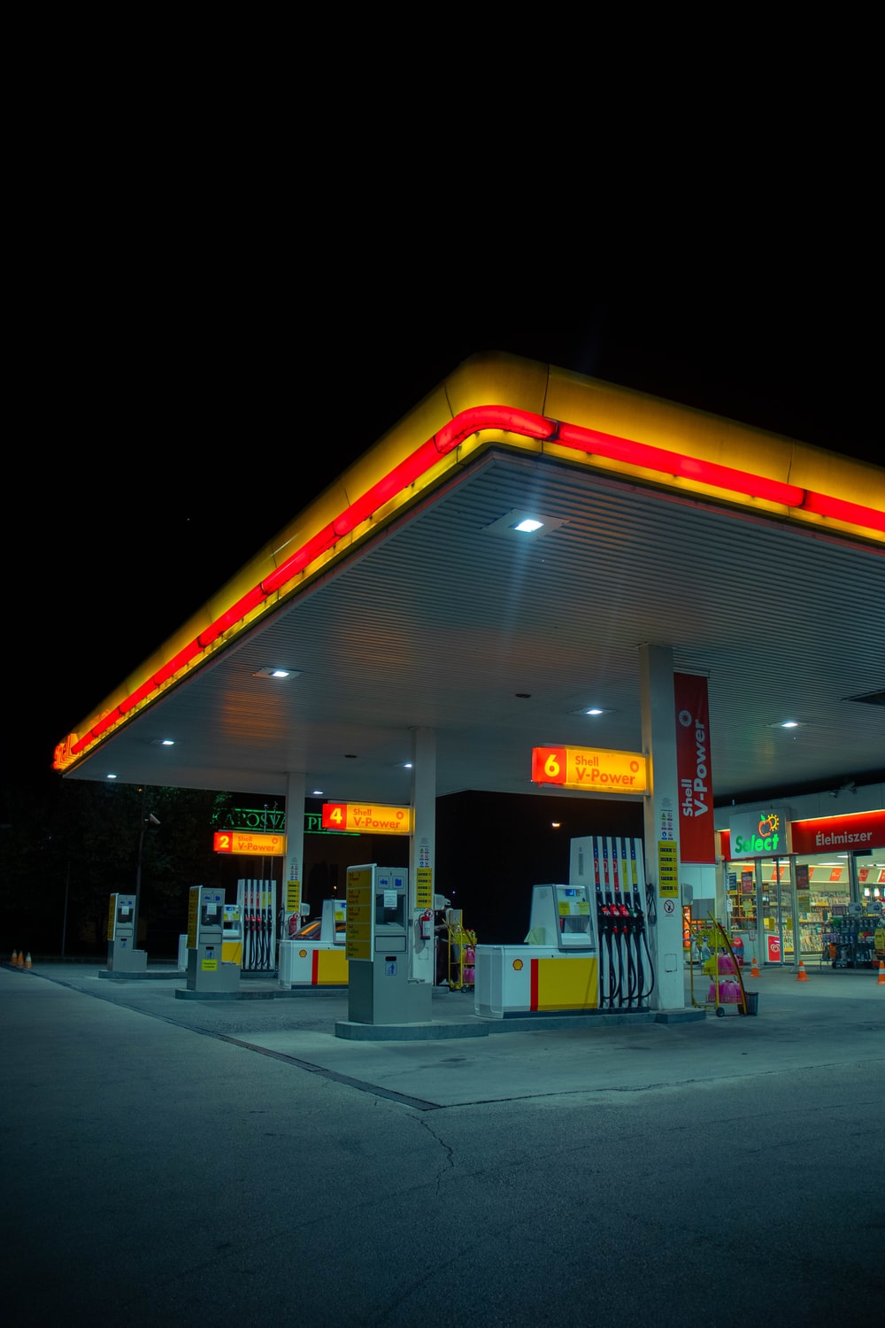 Petrol Station Picture. Download Free Image