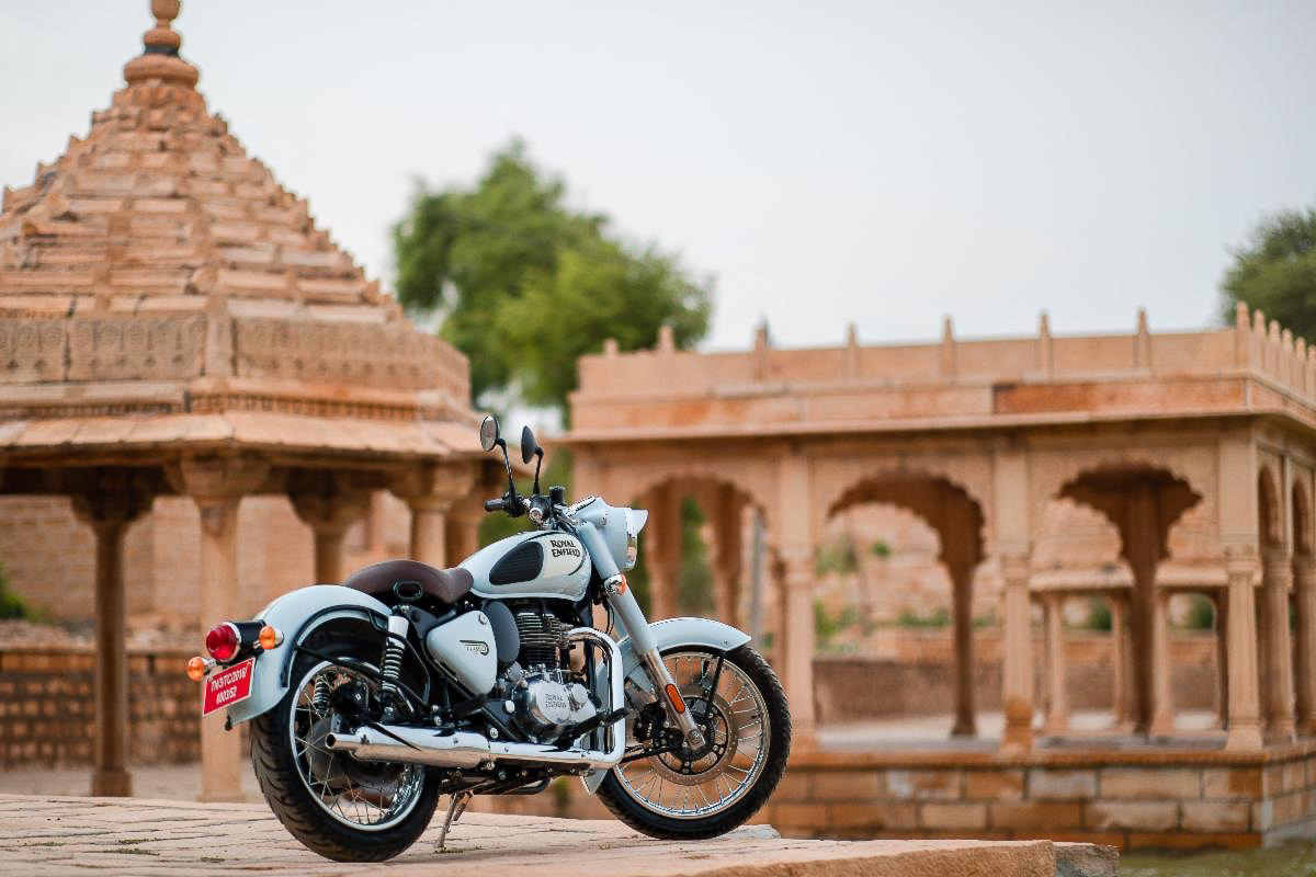 2022 Royal Enfield Classic 350 First Look (9 Fast Facts)
