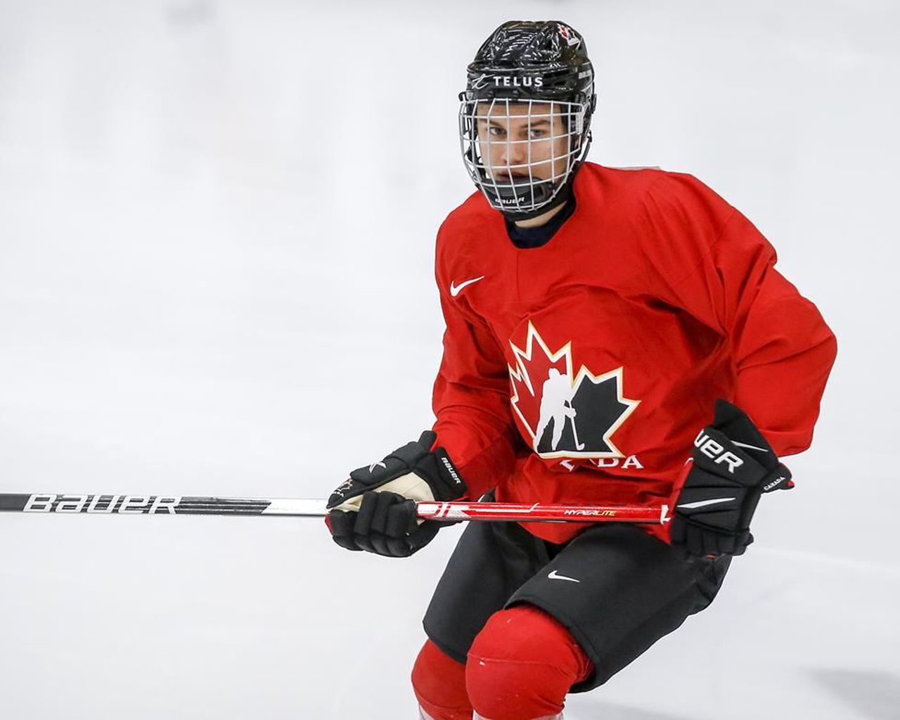 Bedard aims to join Gretzky, Crosby in playing for Canadian junior hockey team at 16