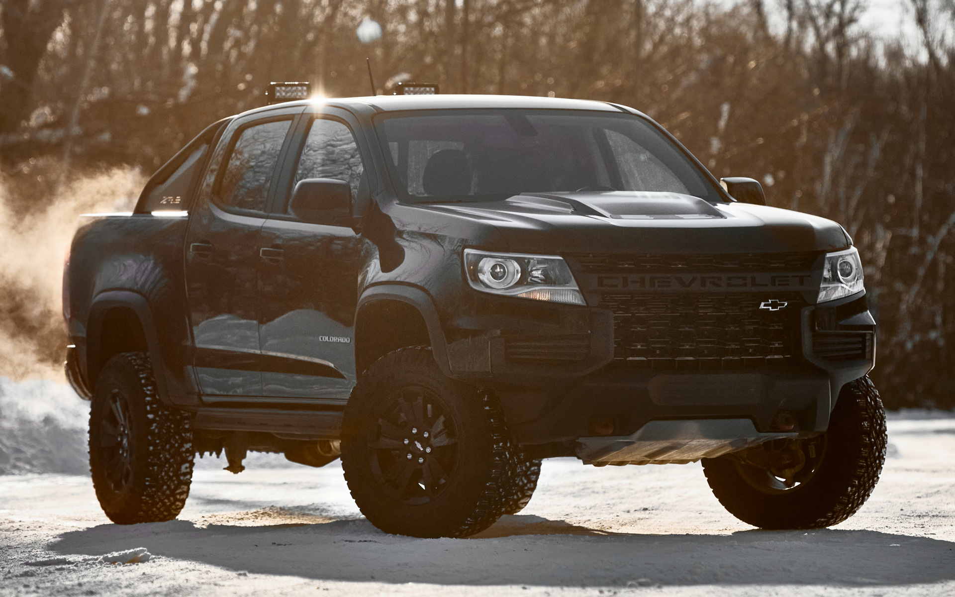 Chevrolet Colorado ZR2 Midnight and HD Image