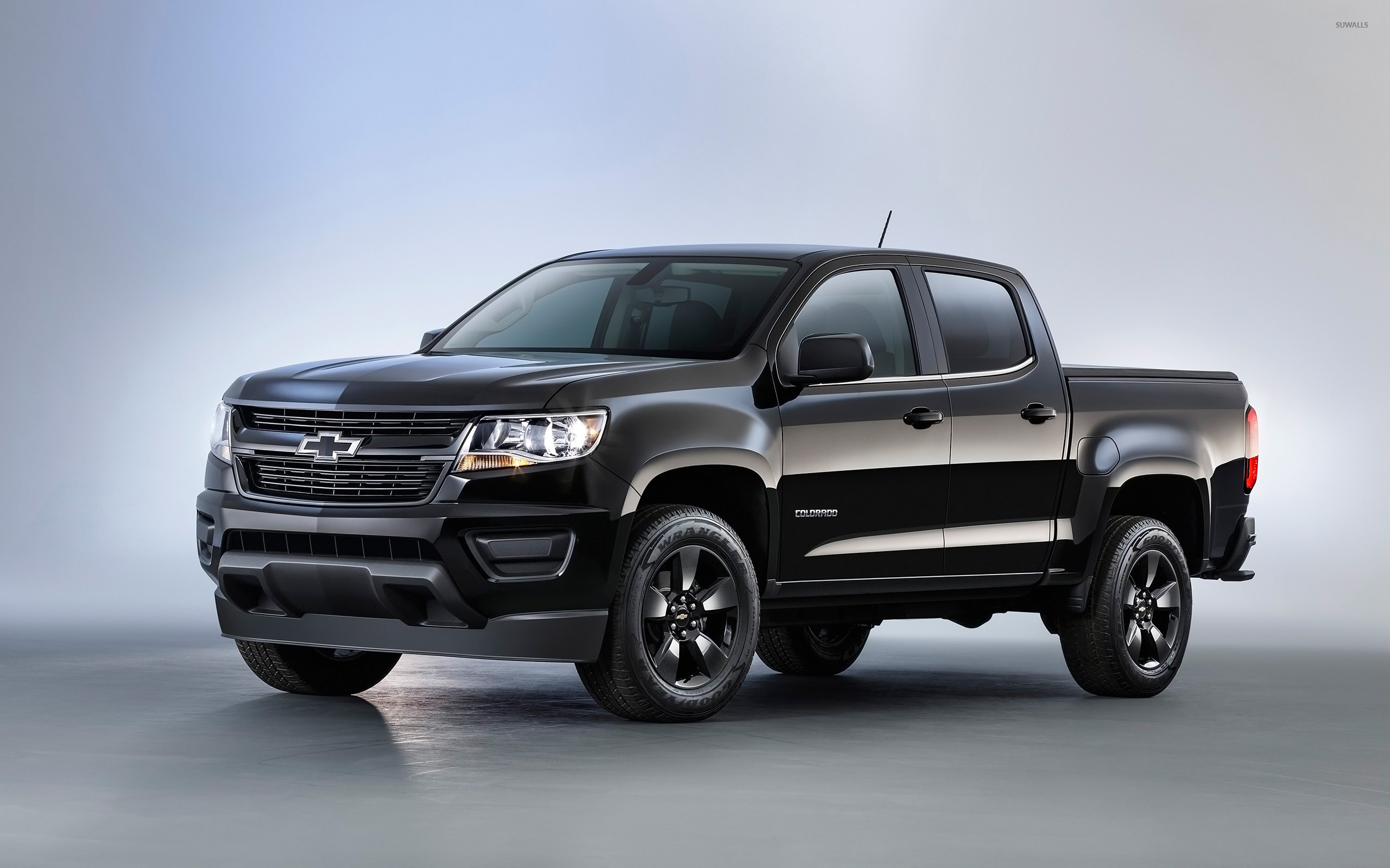 Black Chevrolet Colorado Z71 front side view wallpaper wallpaper