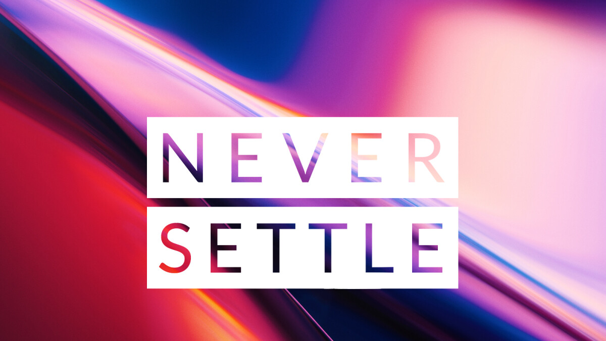 The OnePlus 7 comes with a collection of mesmerizing wallpaper, and you can have them all!