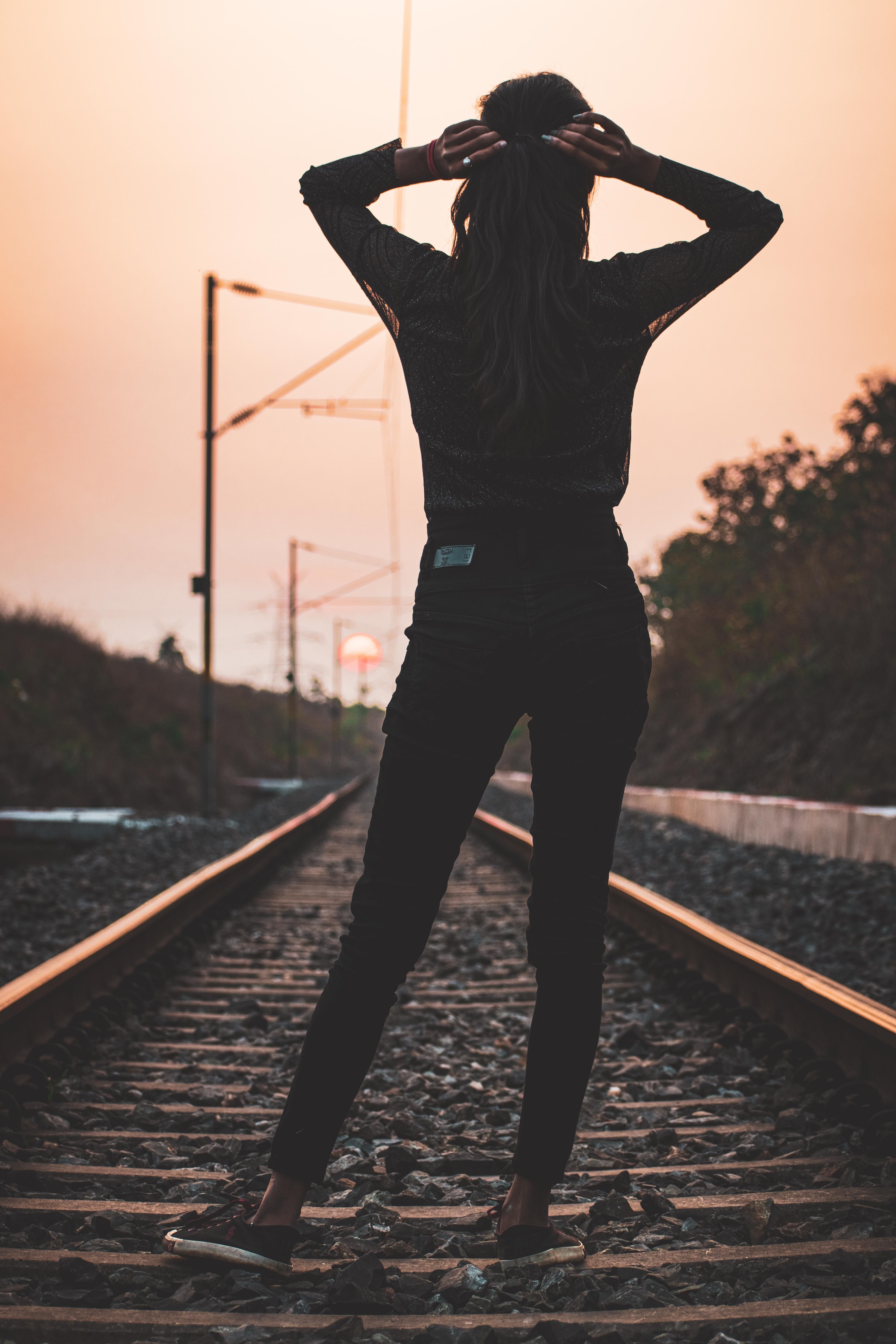 ITAP of a girl watching sunset.#PHOTO #CAPTURE #NATURE #INCREDIBLE. Unique photography, Photography techniques, Double exposure