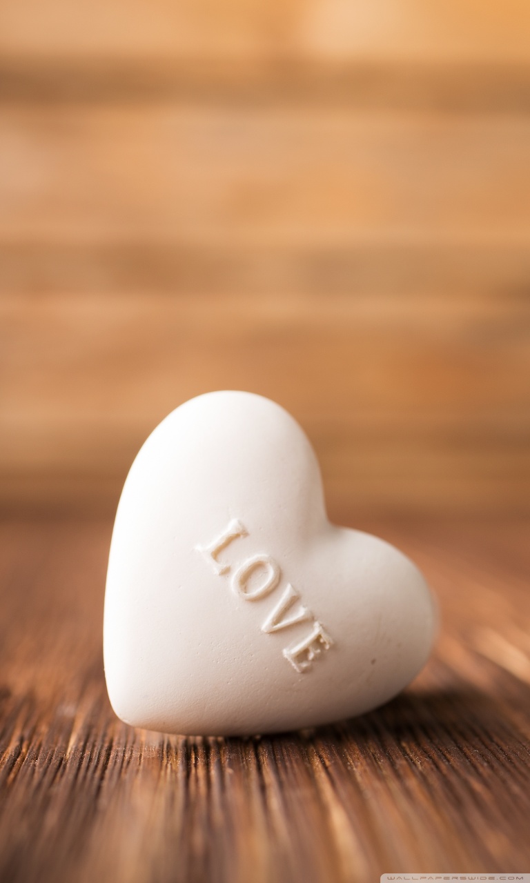 Heart Ultra HD Desktop Background Wallpaper for 4K UHD TV, Widescreen & UltraWide Desktop & Laptop, Multi Display, Dual Monitor, Tablet