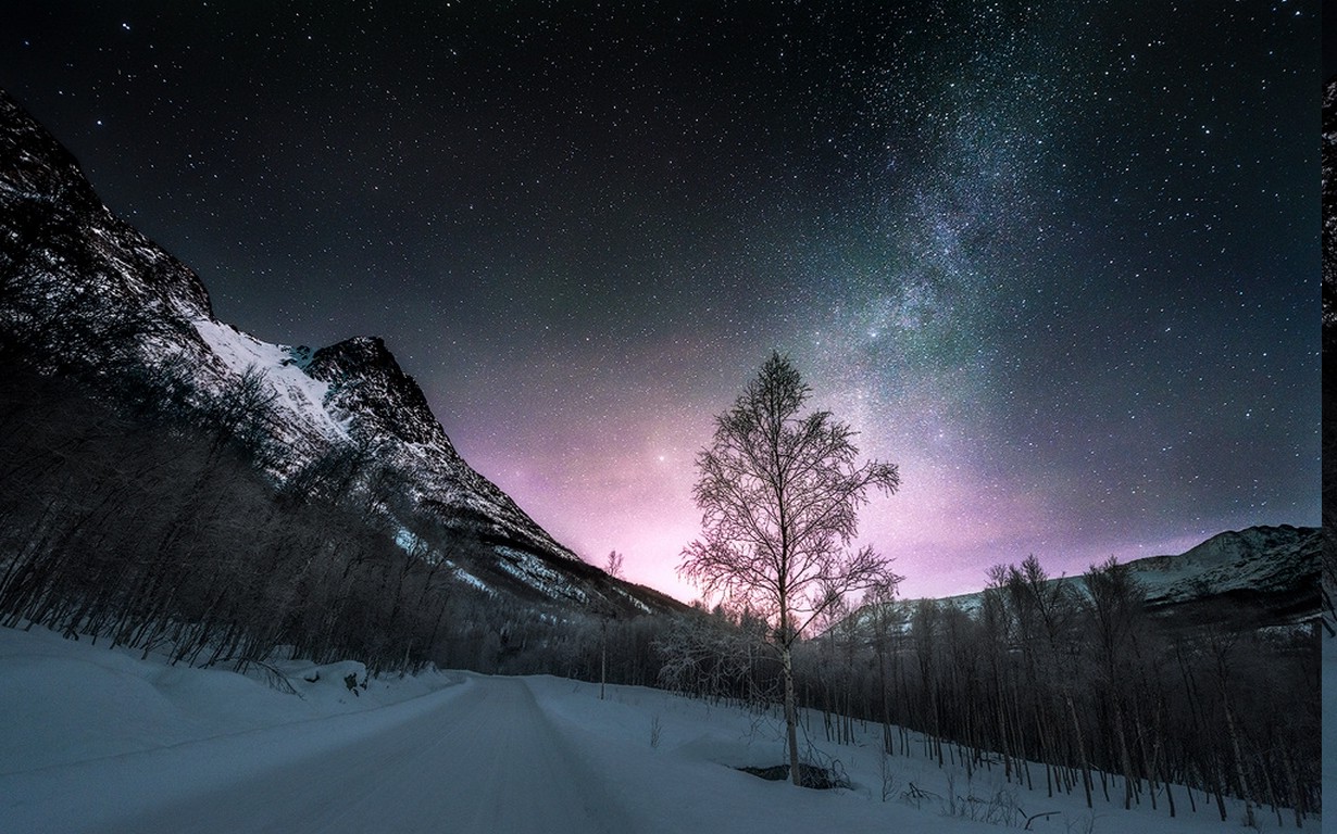 Wallpaper, landscape, forest, nature, sky, snow, winter, road, long exposure, Norway, evening, starry night, Aurora, Freezing, midnight, light, cloud, tree, dawn, star, darkness, computer wallpaper, atmosphere of earth, outer space, astronomical