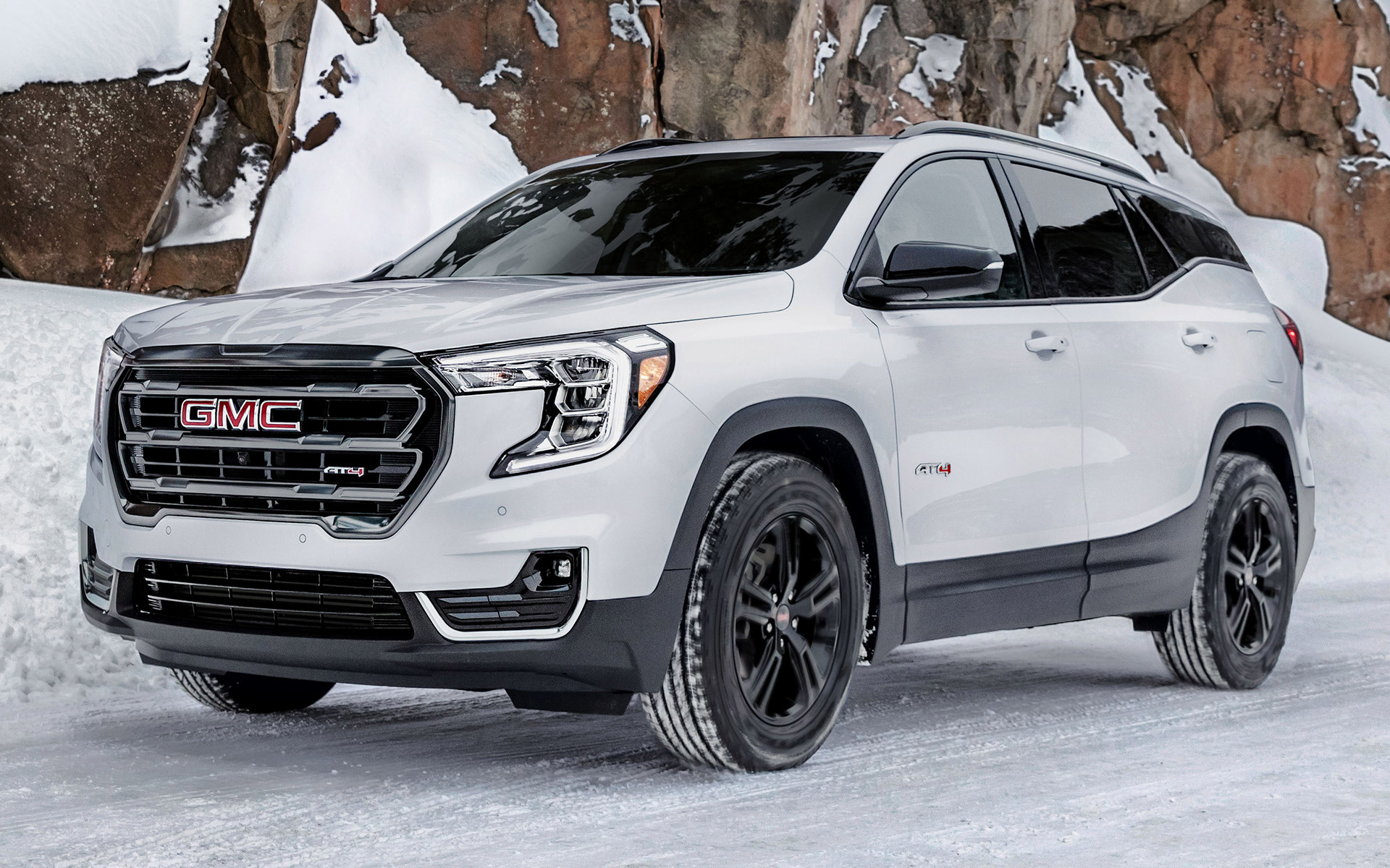 2022 GMC Terrain AT4 and HD Image