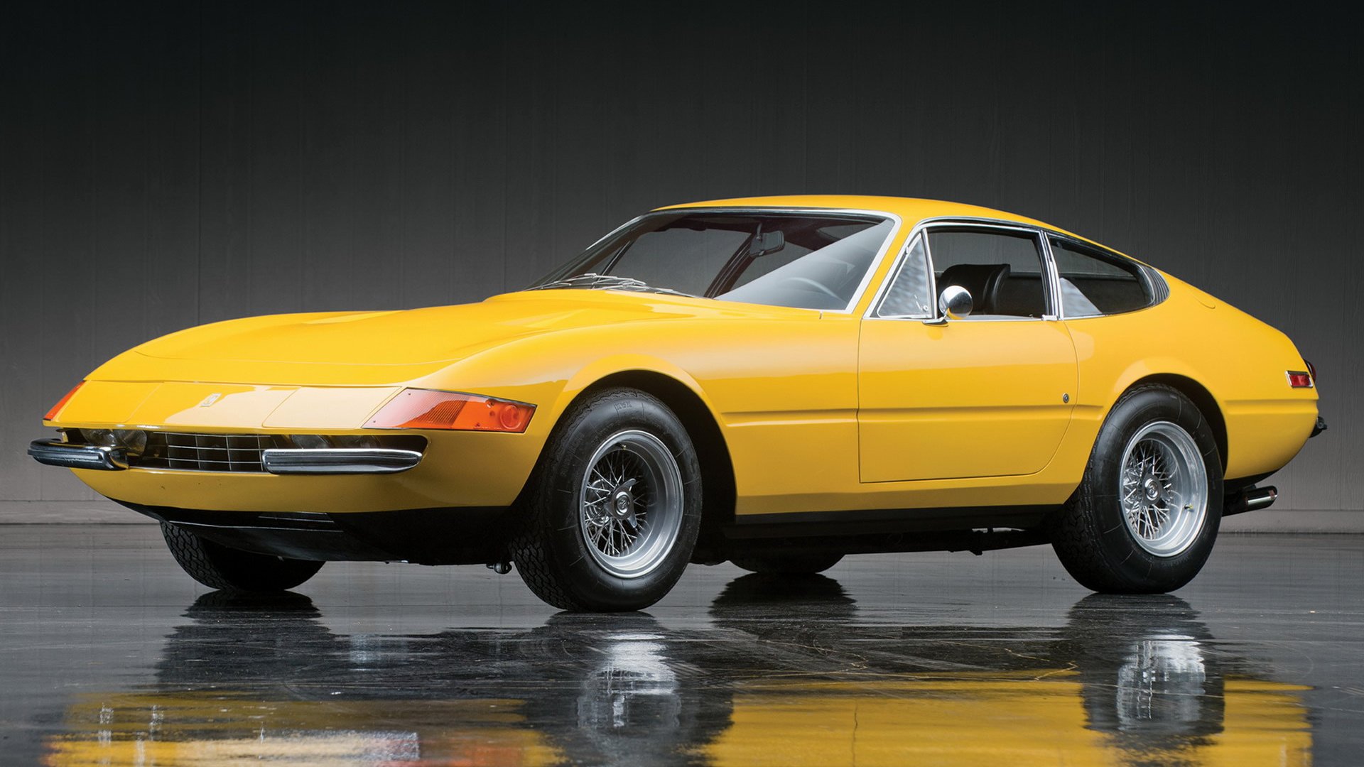 Ferrari 365 GTB 4 Daytona HD Wallpaper