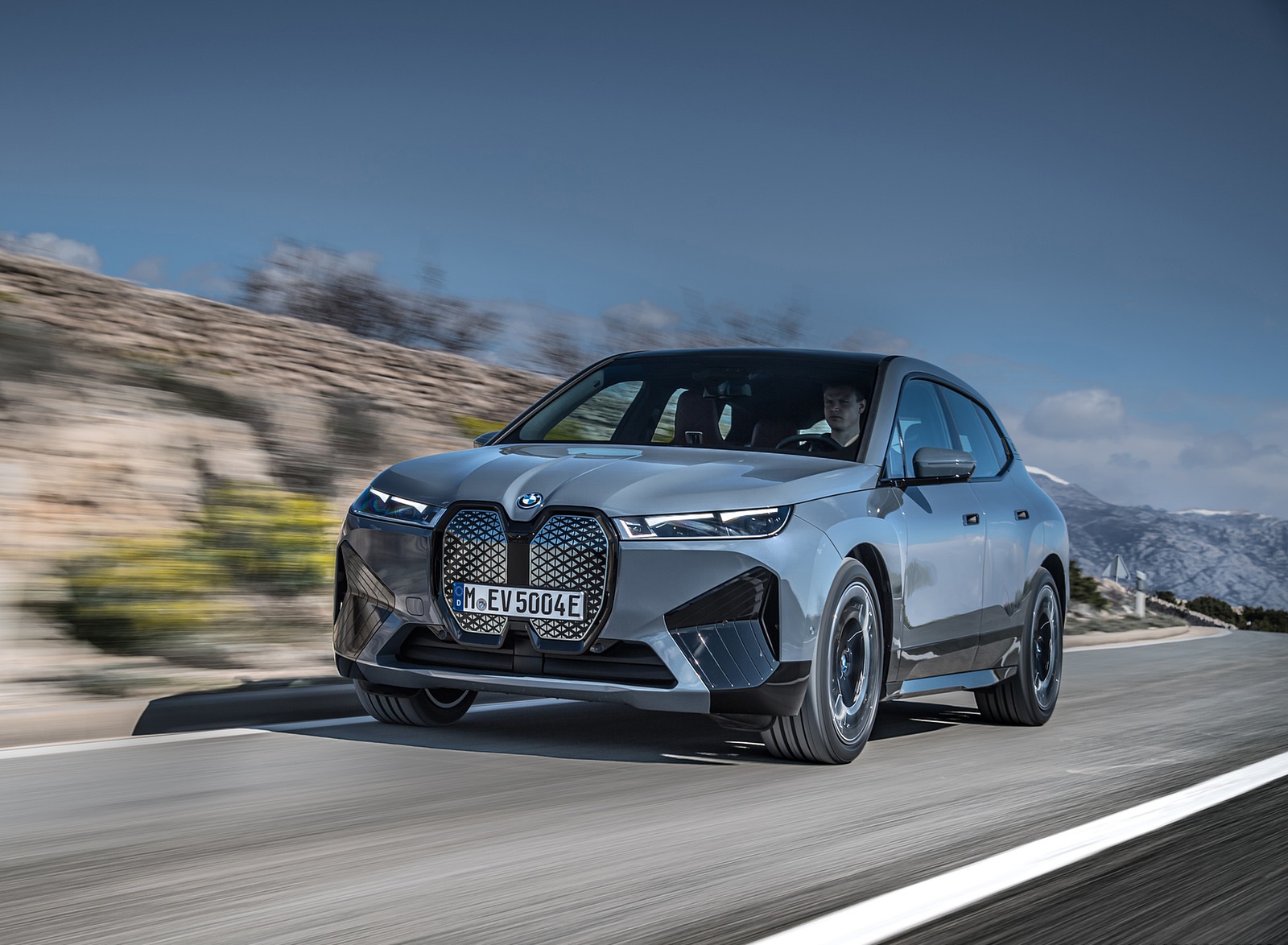 2022 BMW iX xDrive50 Wallpaper (HD Image)