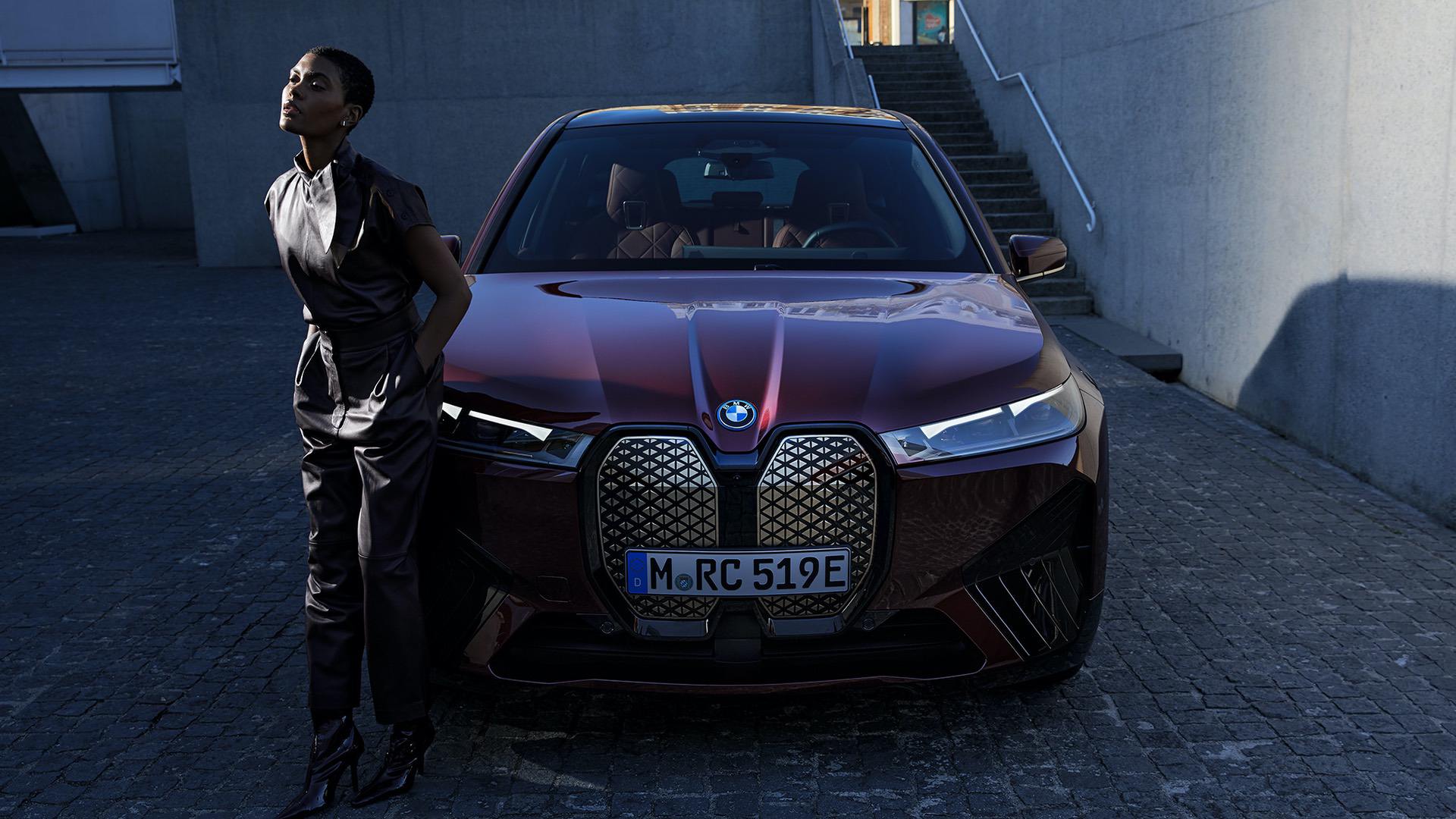 2022 BMW iX Your Wallpaper