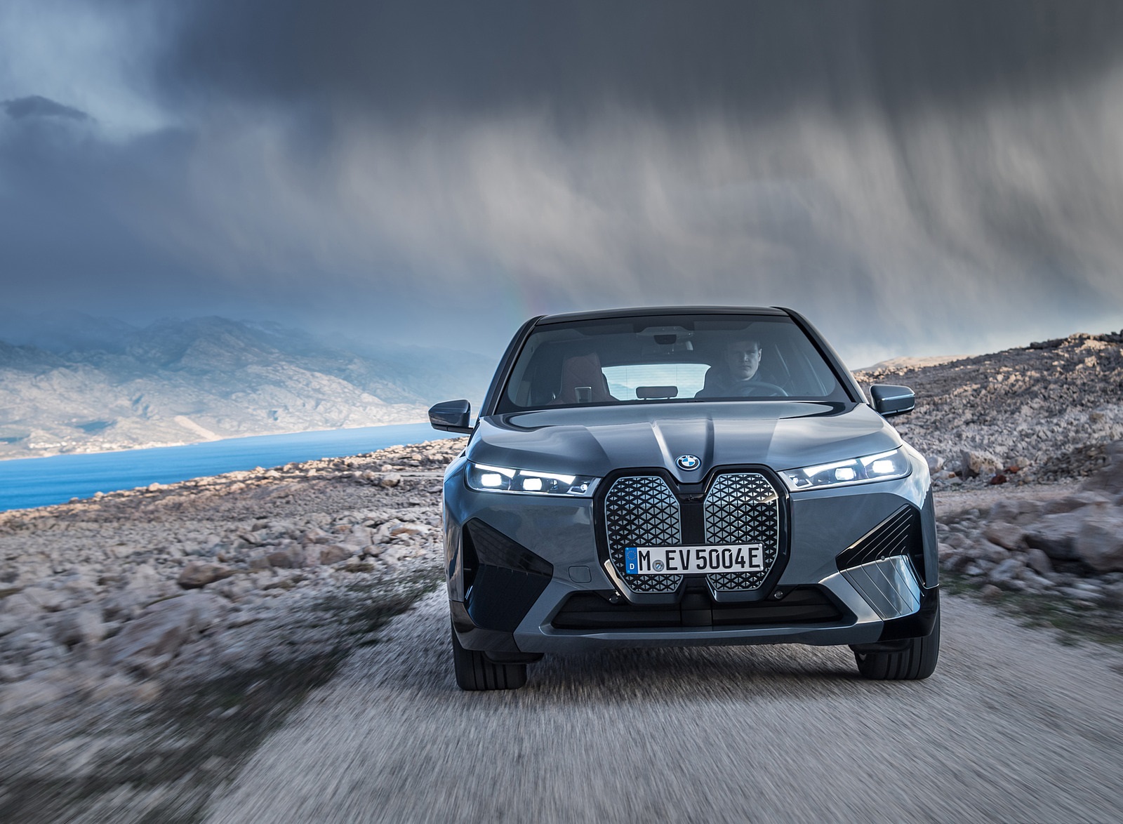 2022 BMW iX xDrive50 Wallpaper (HD Image)