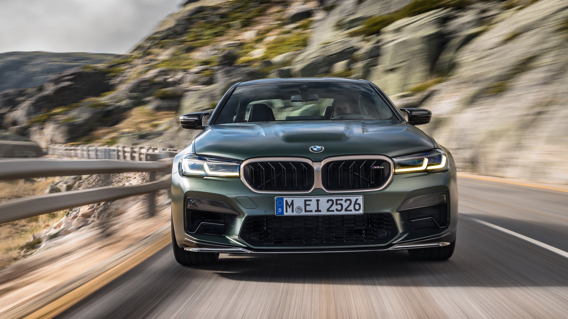 2022 BMW M5 CS: 627 HP and Rear Bucket Seats for the Most Powerful Production BMW Ever