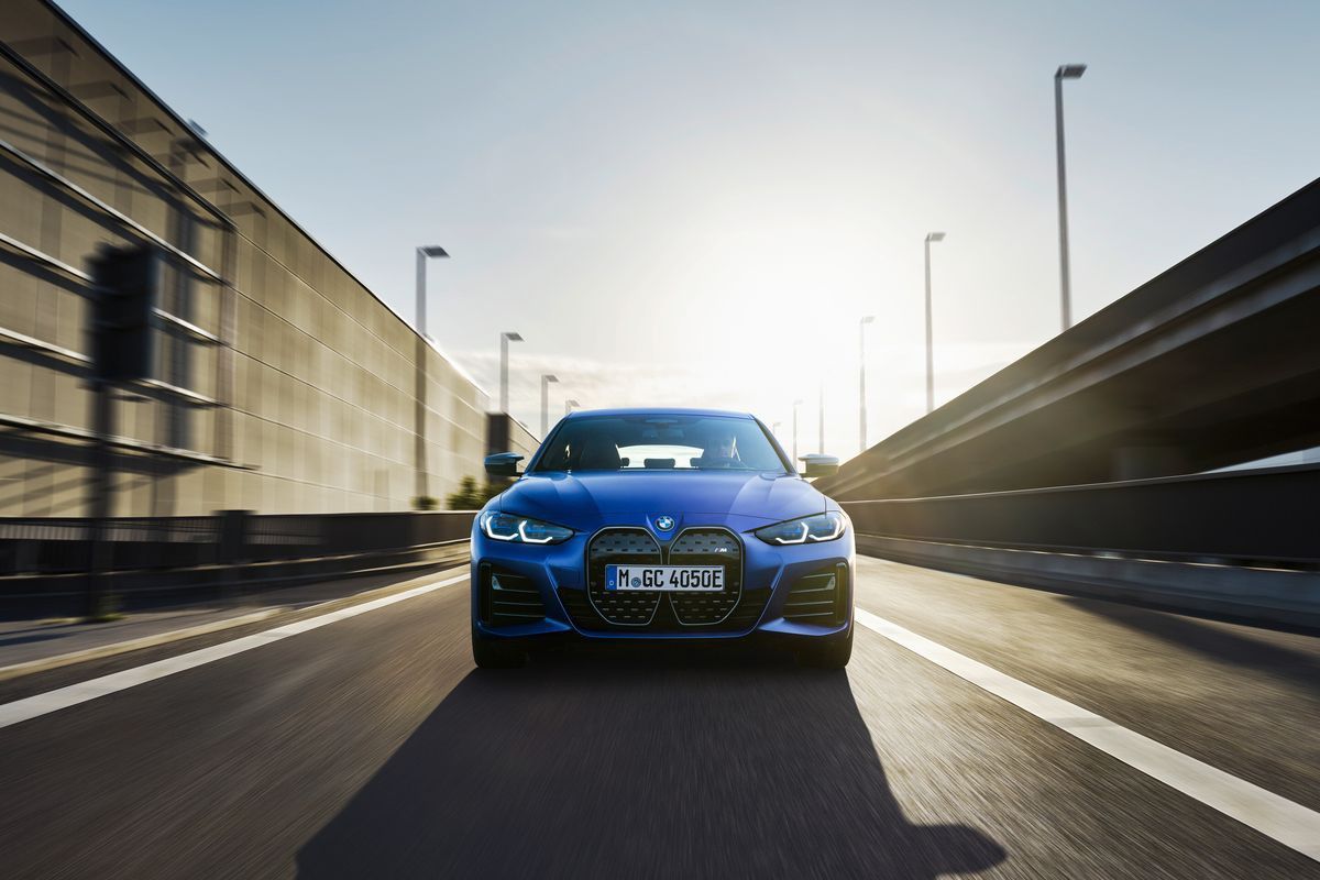 2022 BMW i4 wallpaper di 2021. Bmw, Motor