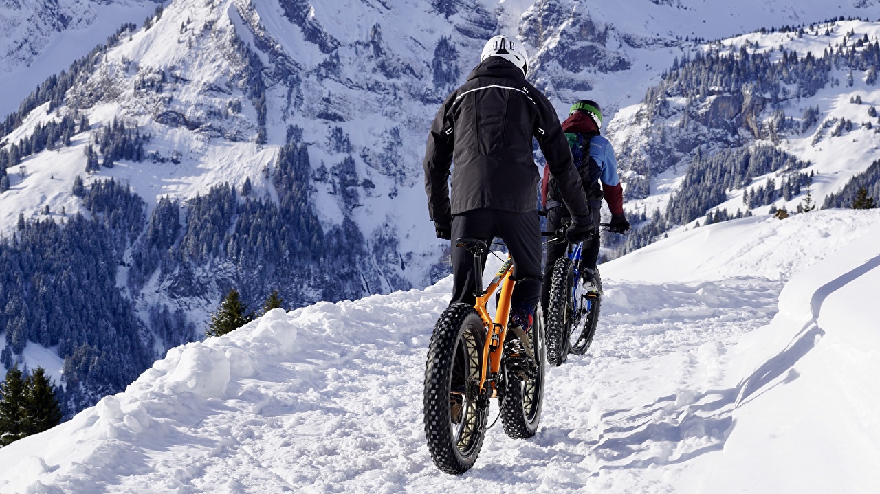 Desktop Wallpaper Bicycle Trail Winter Jacket Nature mountain Snow