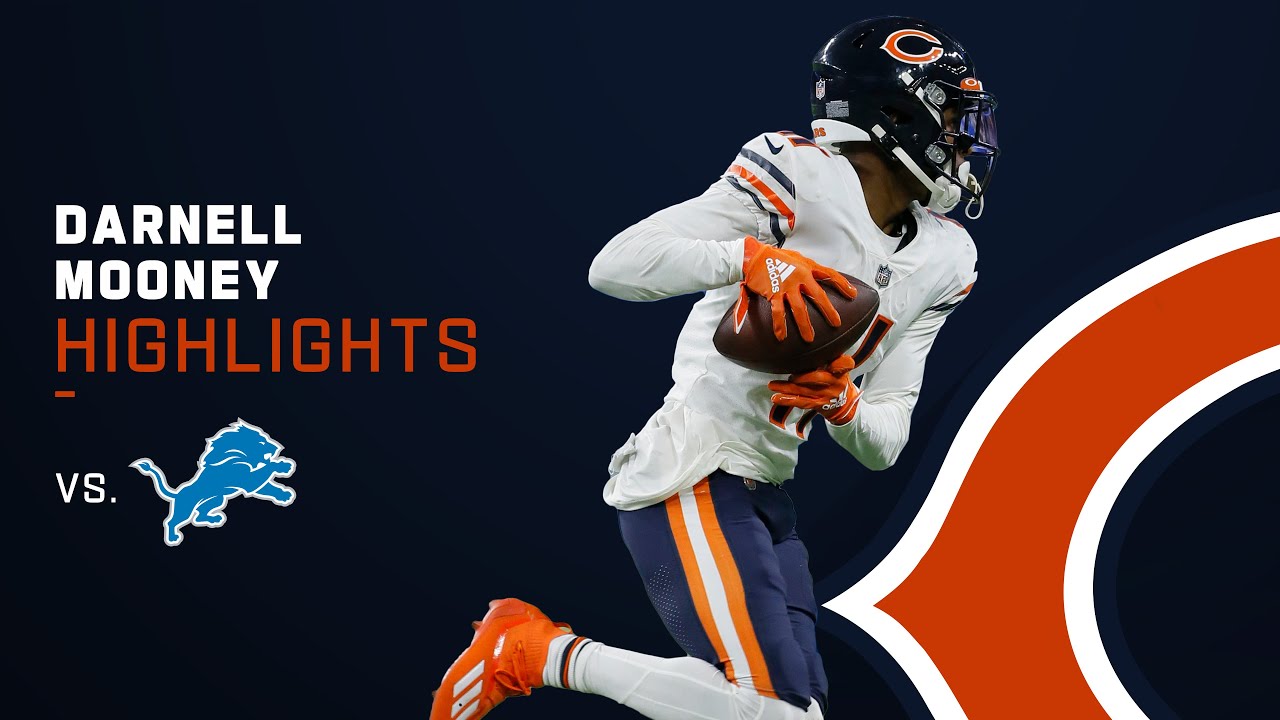 Chicago Bears Darnell Mooney  Chicago bears wallpaper, Chicago