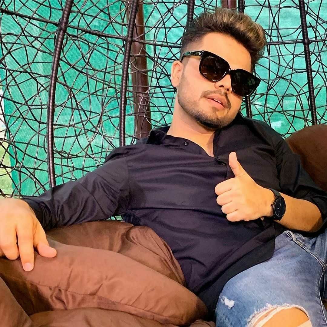 Akhil. Stylish girl image, Girls image, Stylish girl