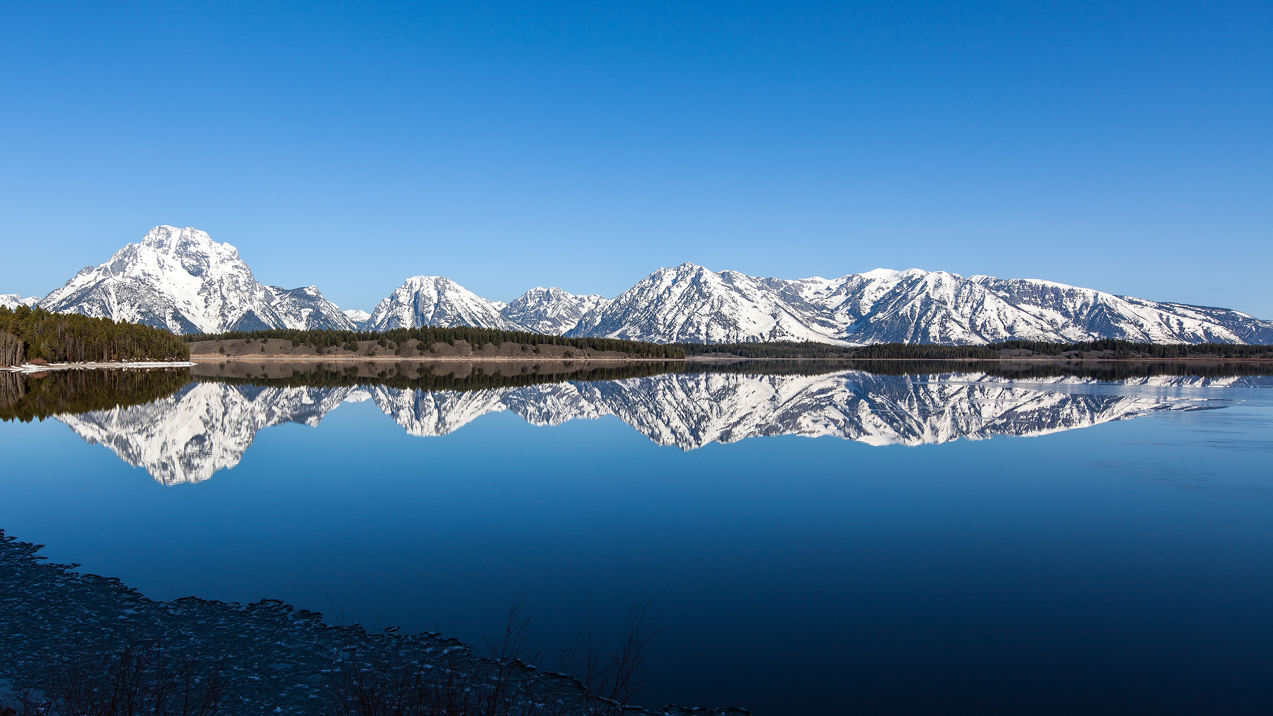 Stunning Panoramic View Of Snow Capped Mountains And Lake [Wallpaper]