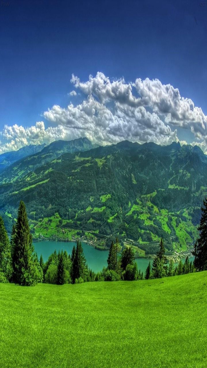 Spring Mountain Desktop Background