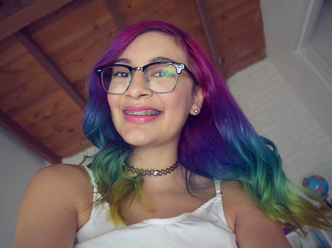 He mirado muchos ojos, pero solo me perdí en los tuyos