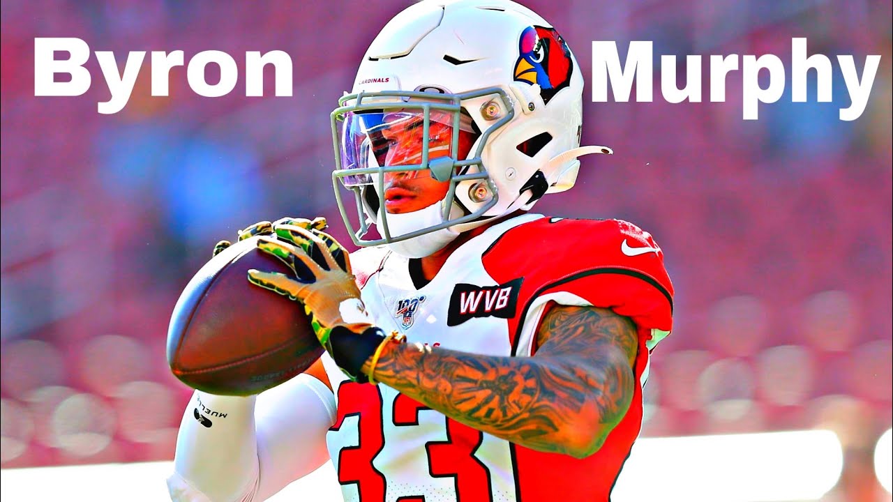 Download Byron Murphy in action during a game Wallpaper