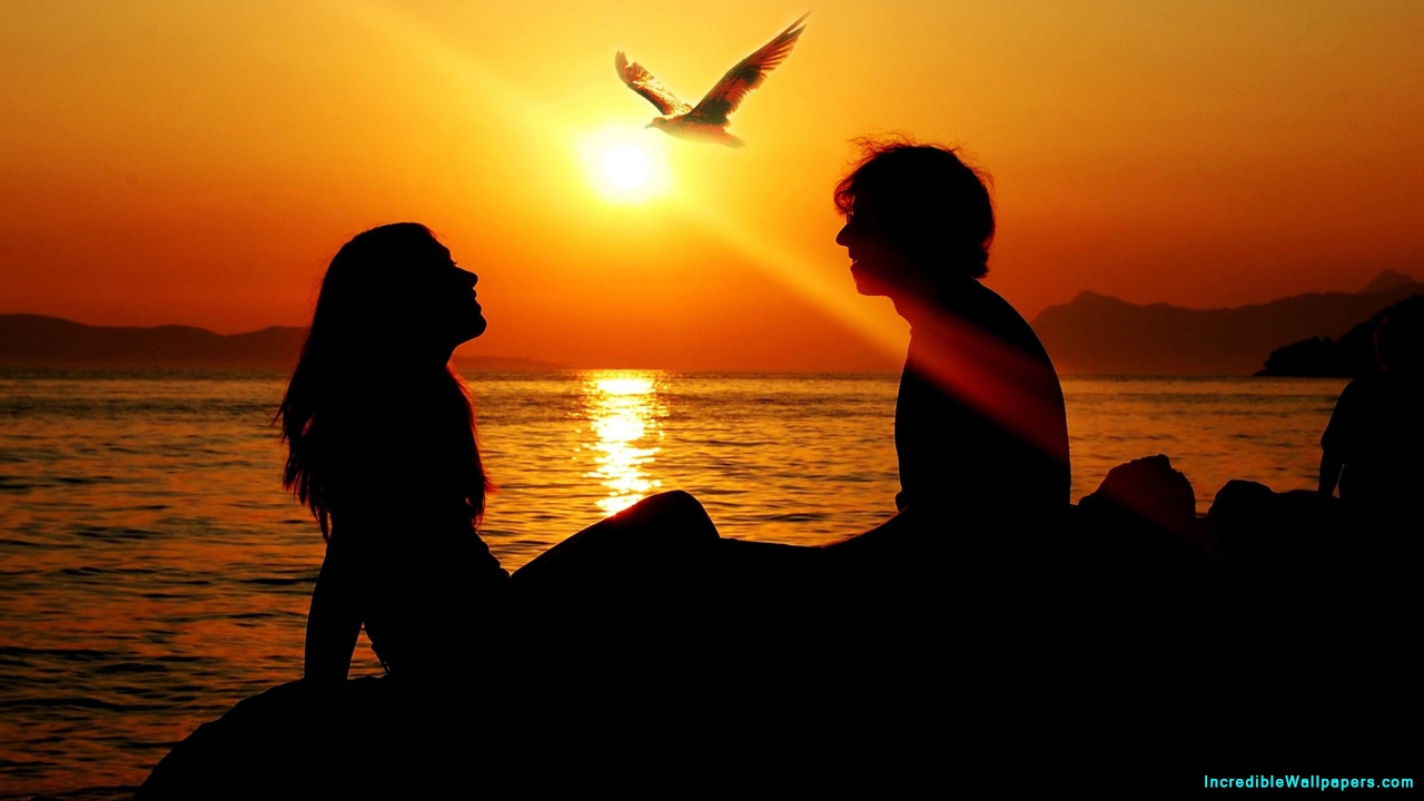 Couple Sitting On Beach During Sunset, Couple On Beach, Silhouette Couple On Beach, Couple Looking At Each Other, Couple In Love, Romantic Couple, Couple Enjoying Sunset, Silhouette Couple, Silhouette, Dark, Shadow, Black