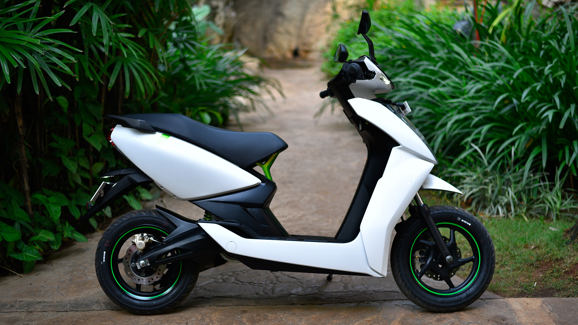 Ather Energy 450 2018 STD Bike Photo