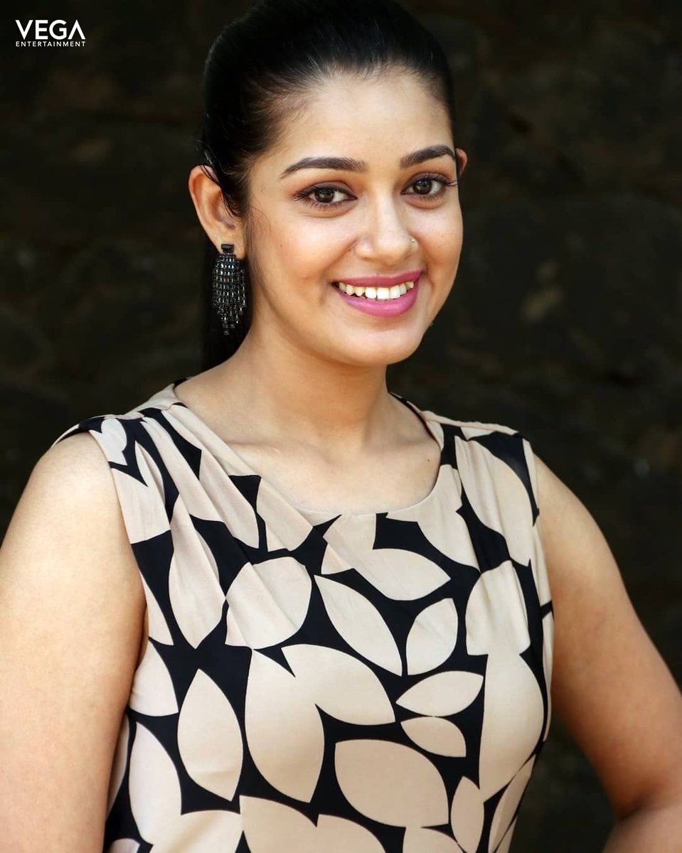 Glorious Chaya Singh New Photo. ! #ChayaSingh #Vega #Entertainment #VegaEnte. Most beautiful bollywood actress, Indian actress photo, Indian actress image