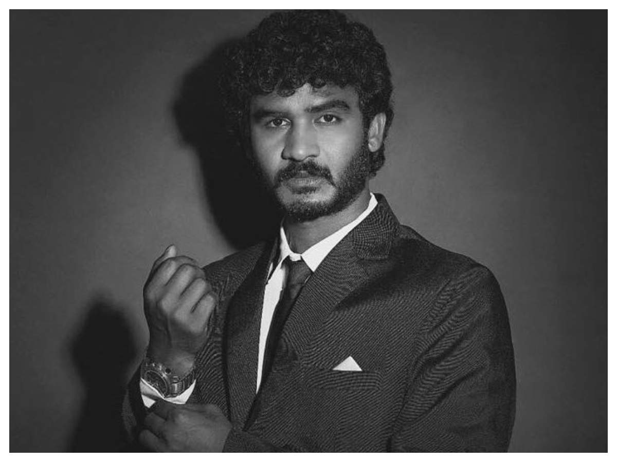 Madhagaja: Actor Chikkanna ventures into commercial animal farming, Challenging Star stops by to wish luck. Kannada Movie News of India