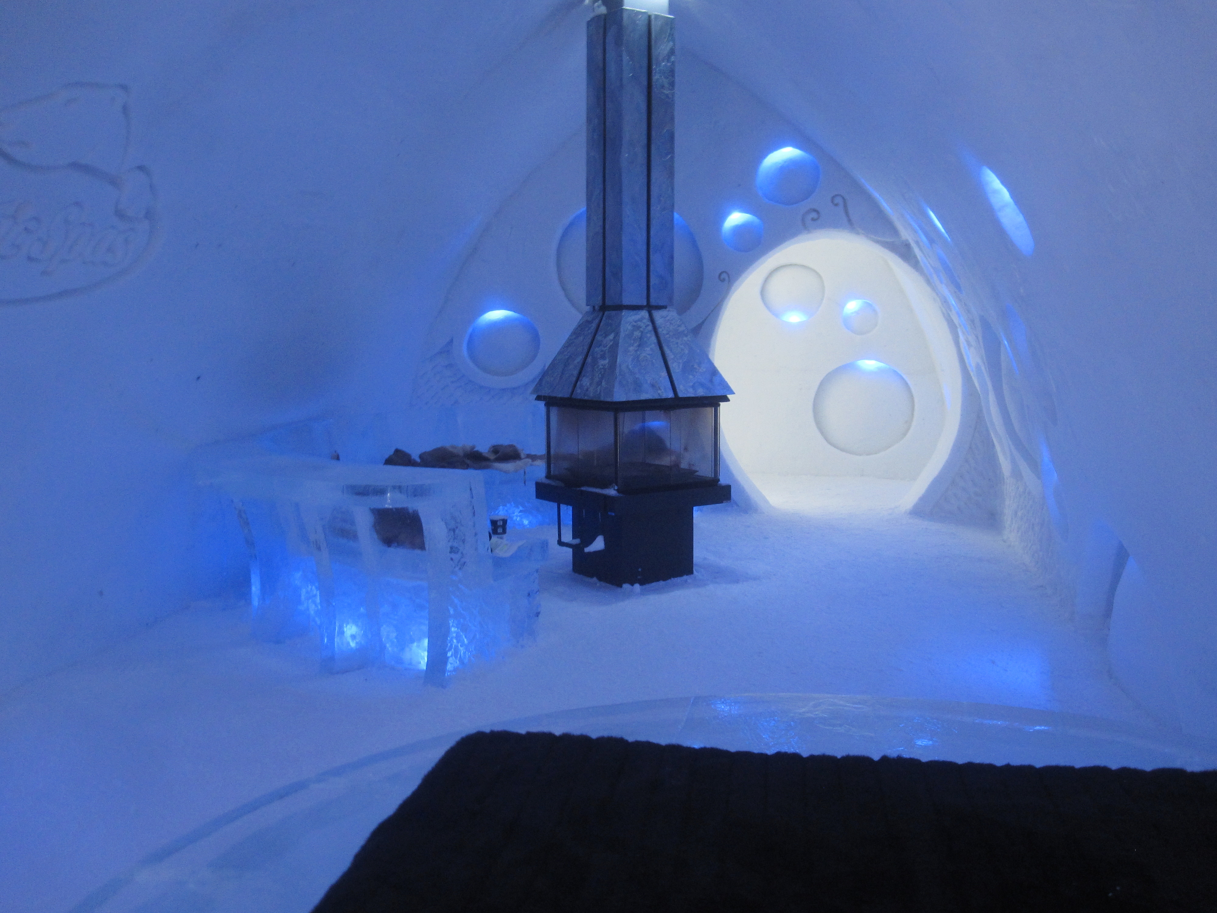 Quebec City Ice Hotel Room Photo Travel Blog Travel Reviews