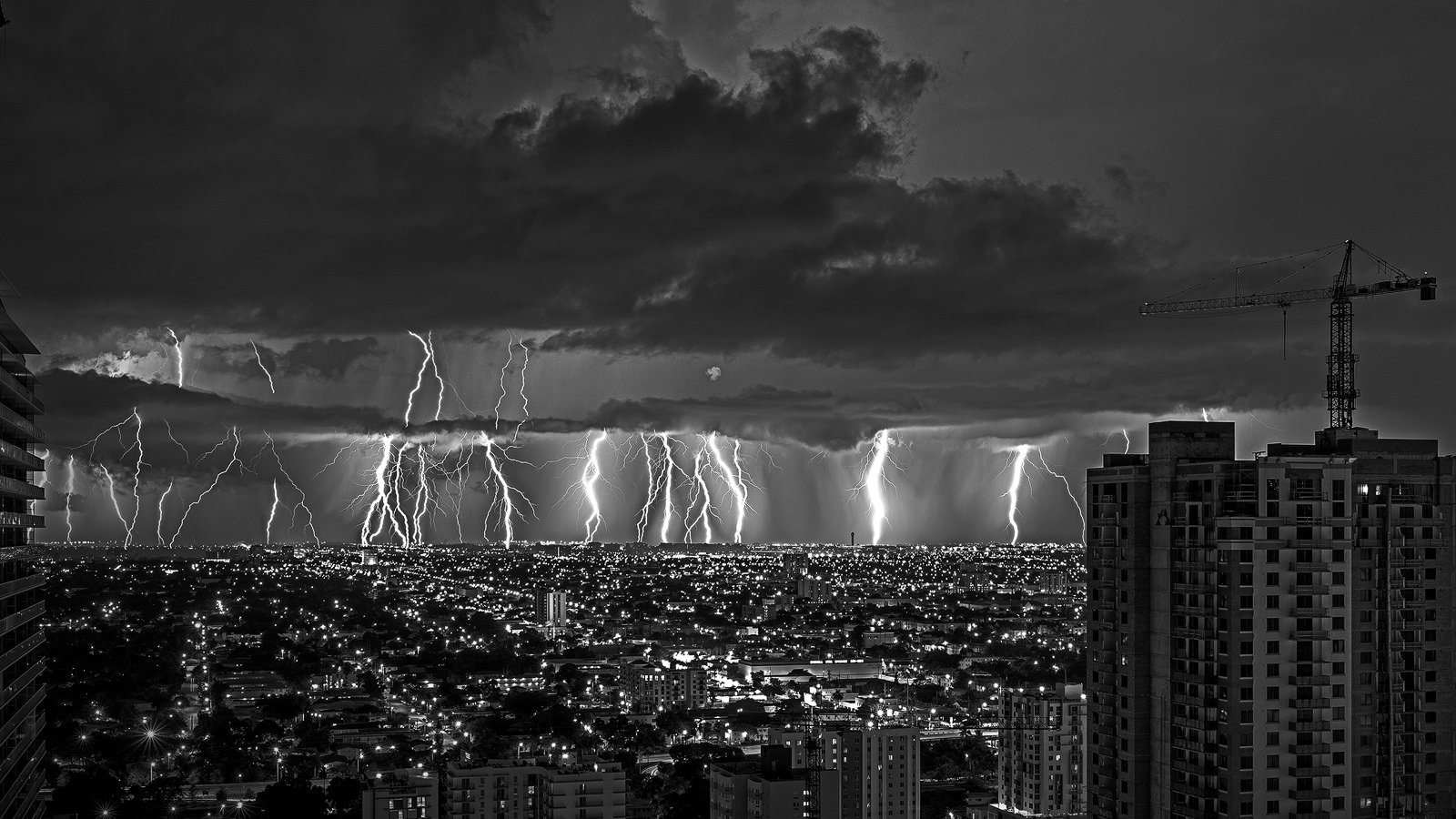 Lightning night light nature storm cities sky landscapes electricity Skyscapes wallpaperx900