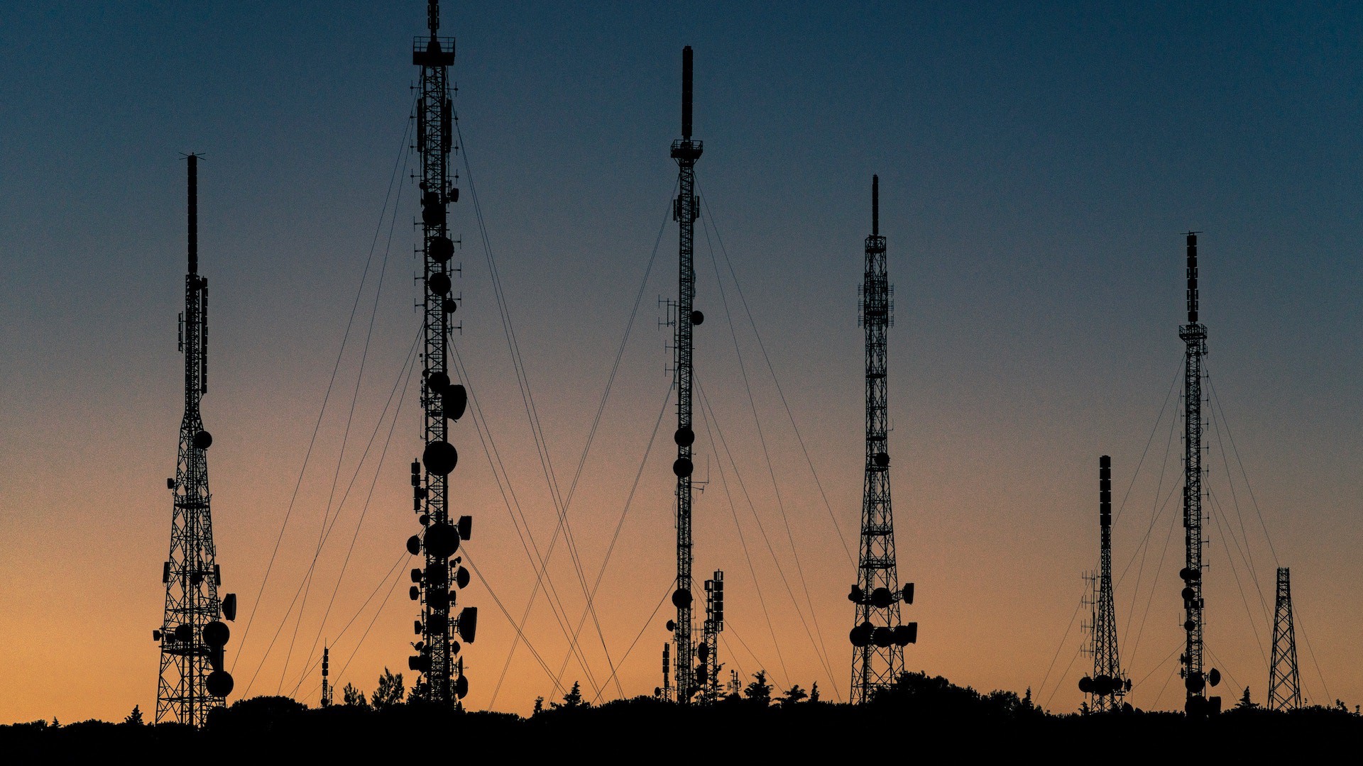 Convert Radio Waves to Alerts using SDR, AWS Lambda and Amazon Transcribe. by Fahri Yardımcı