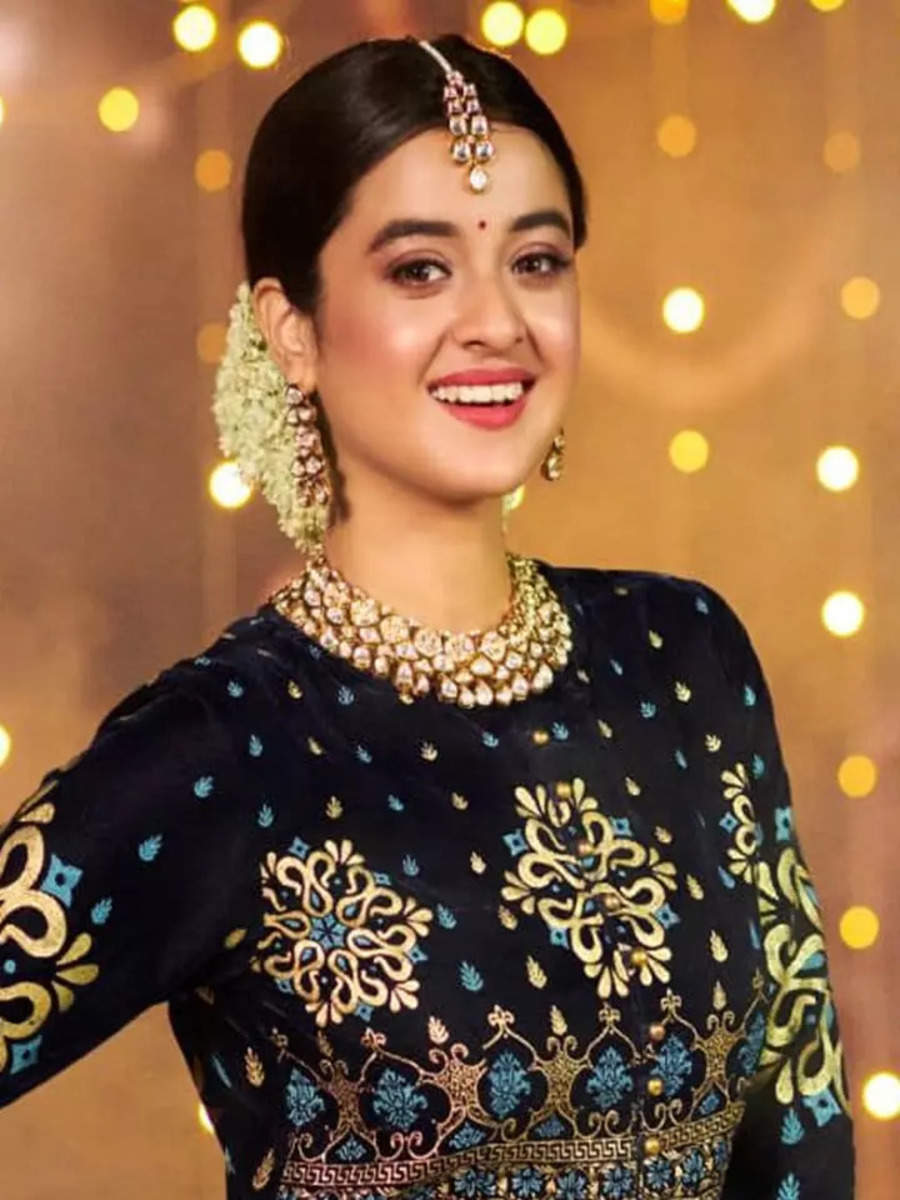 Stunning Picture Of Bengali Model Actress Darshana Banik