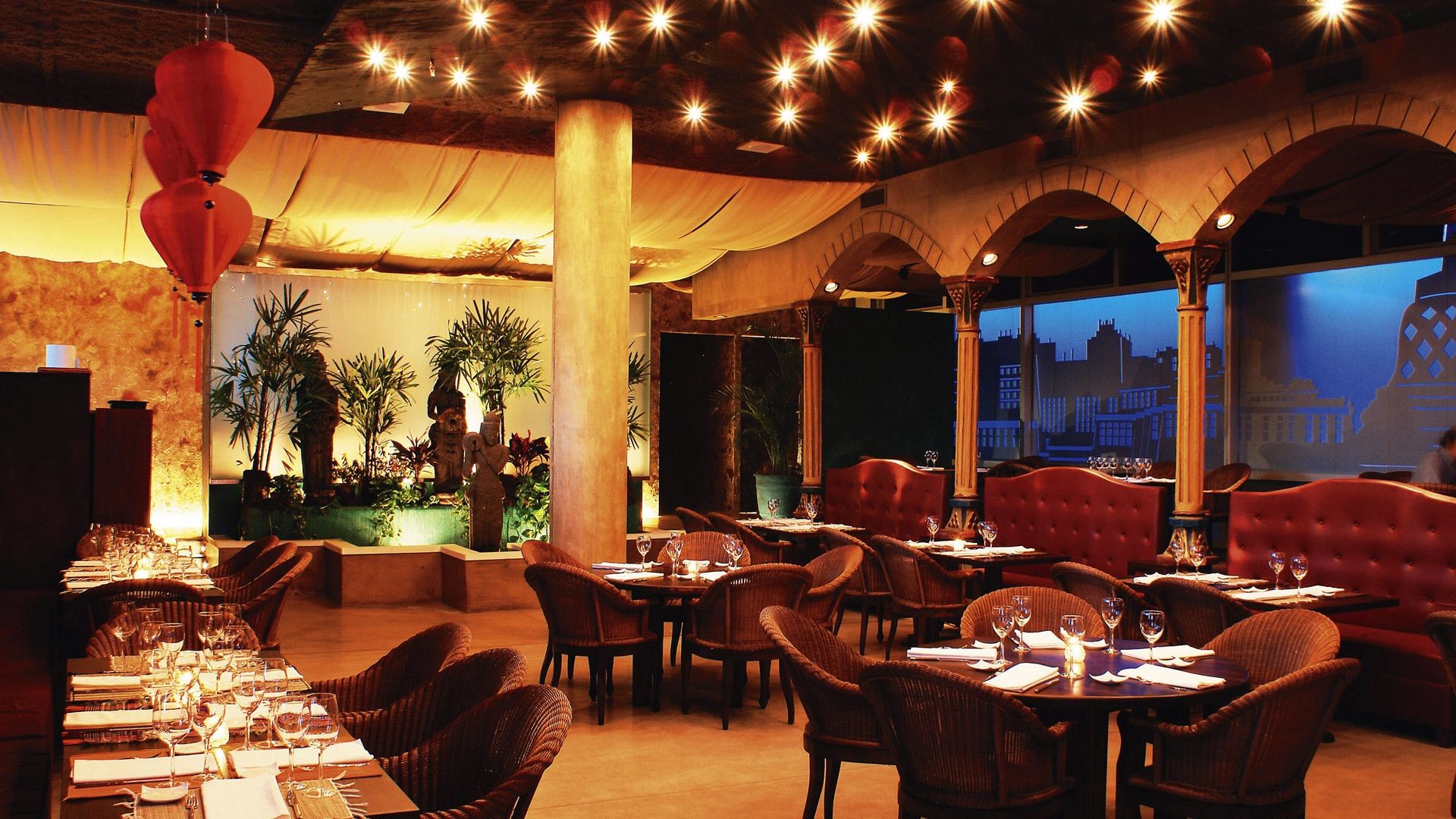 Restaurant Desktop Wallpaper