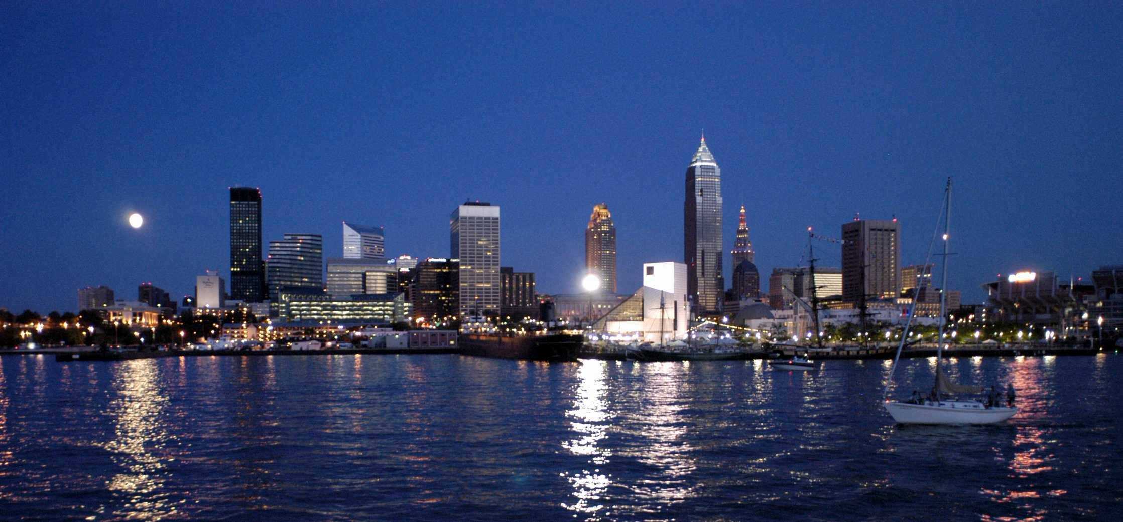 Free Cleveland Skyline Wallpaper