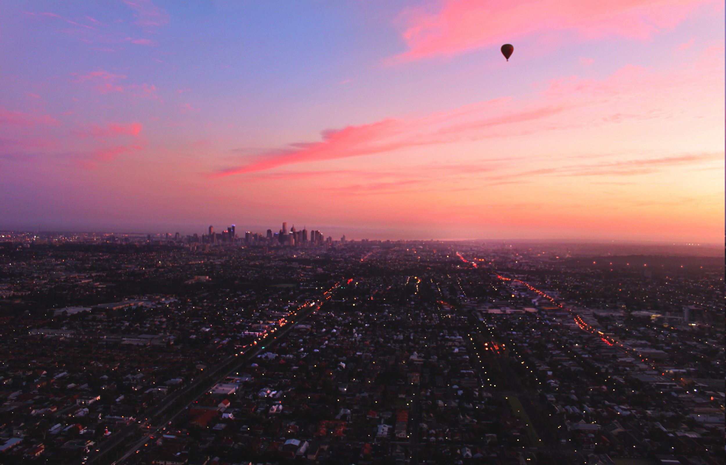 landscape, Cityscape, Aerial View, Hot Air Balloons Wallpaper HD / Desktop and Mobile Background