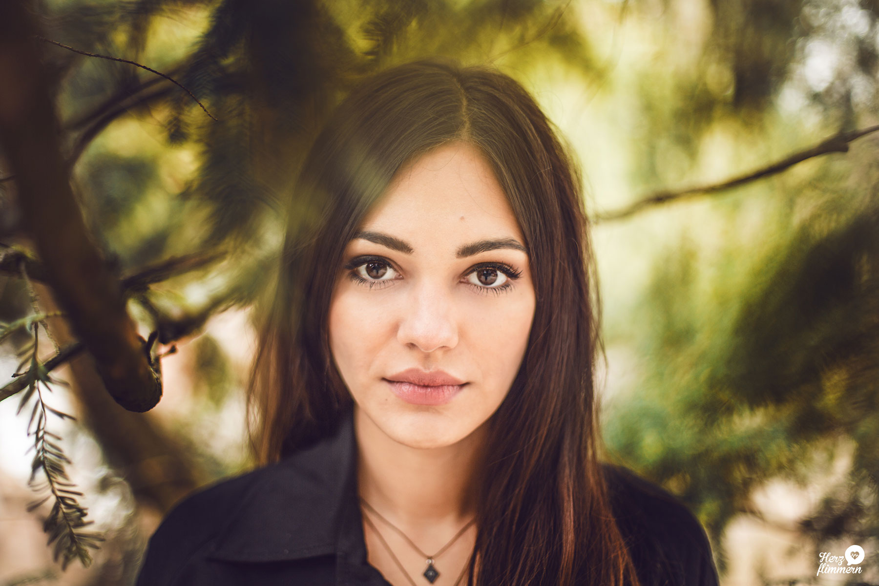Nilam Farooq: Age, Wiki, Biography