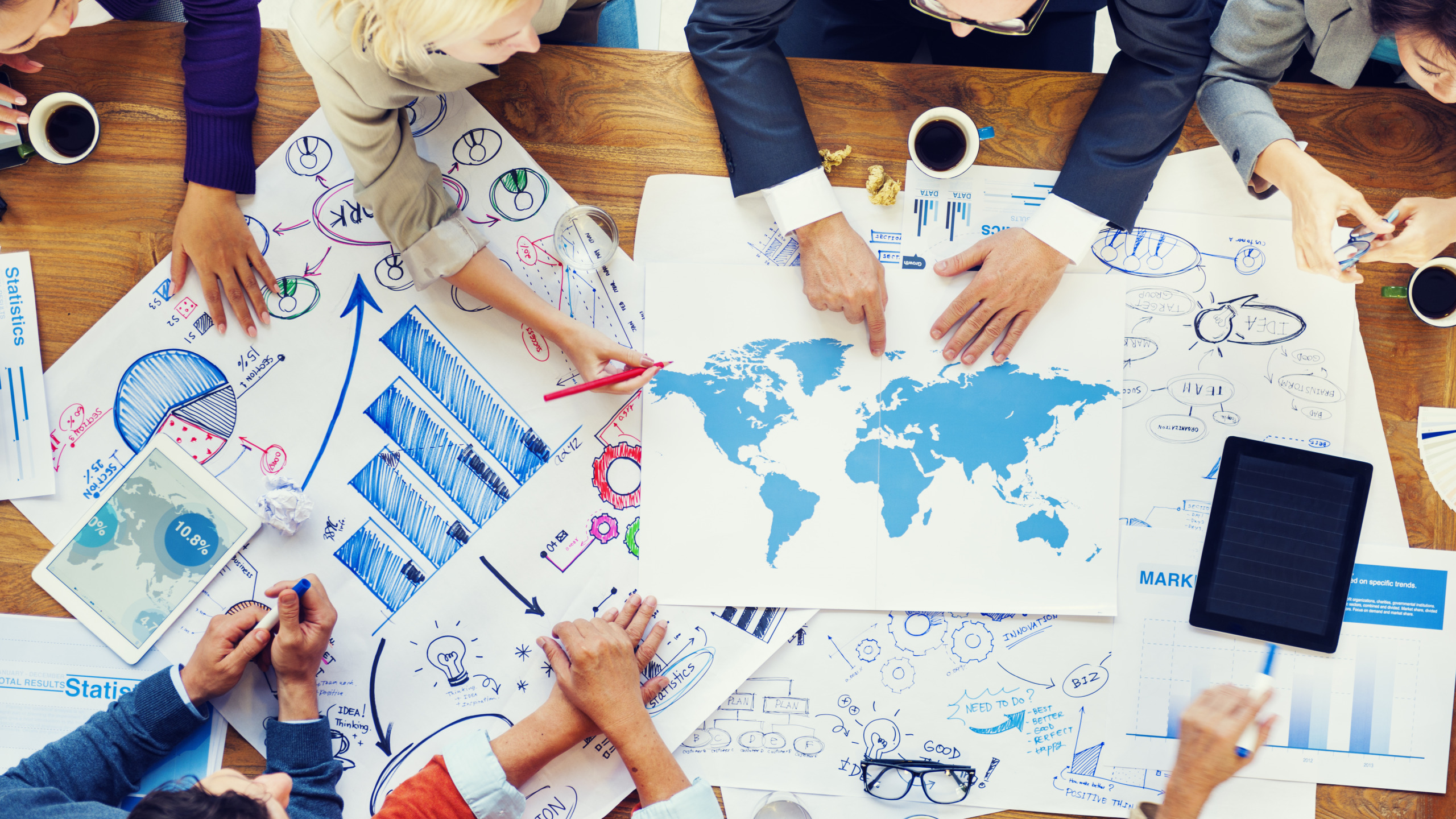 Download wallpaper office, desk, workgroup, teamwork, section style in resolution 2560x1440