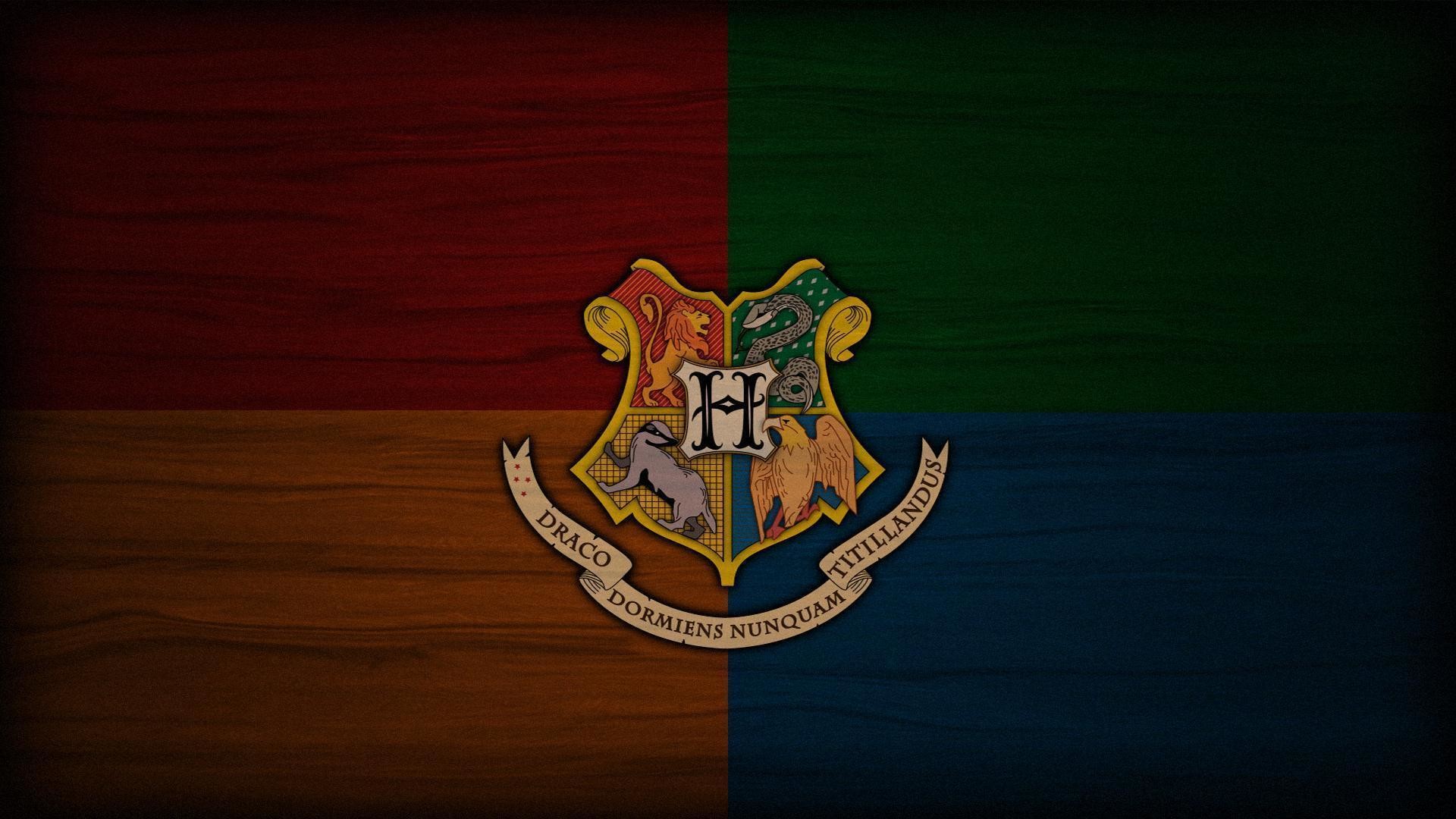 A Hogwarts Wallpaper I Put Together Potter Wallpaper Gryffindor HD