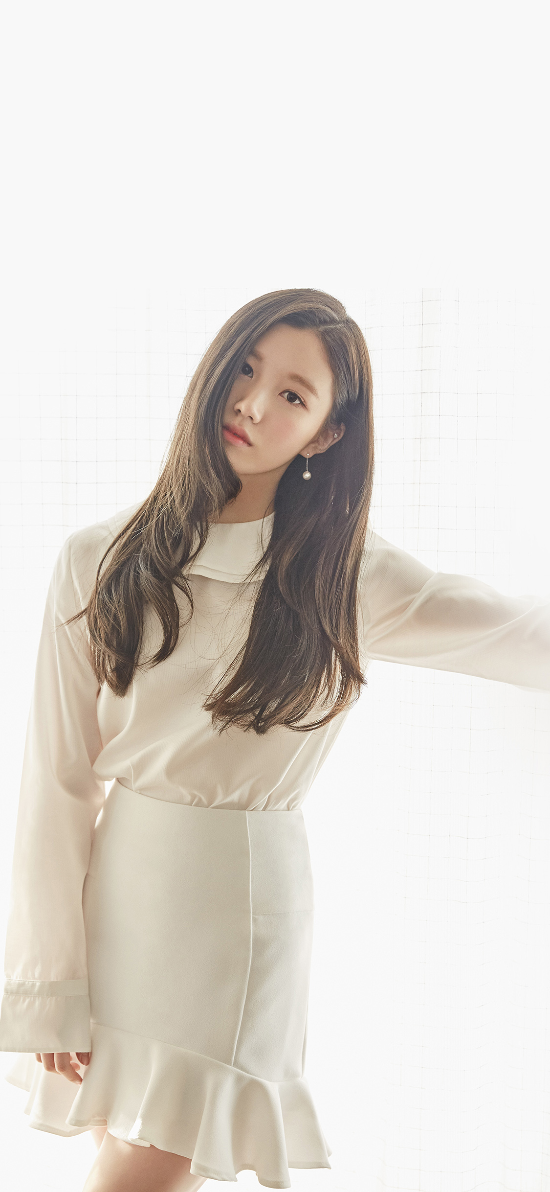 Girl White Cute Asian Kpop Wallpaper