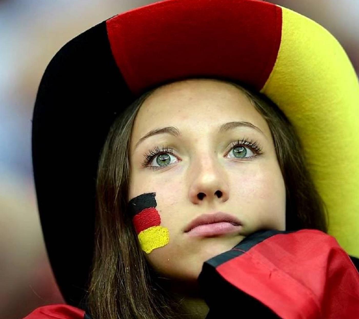 German Girl Wallpaper for Android