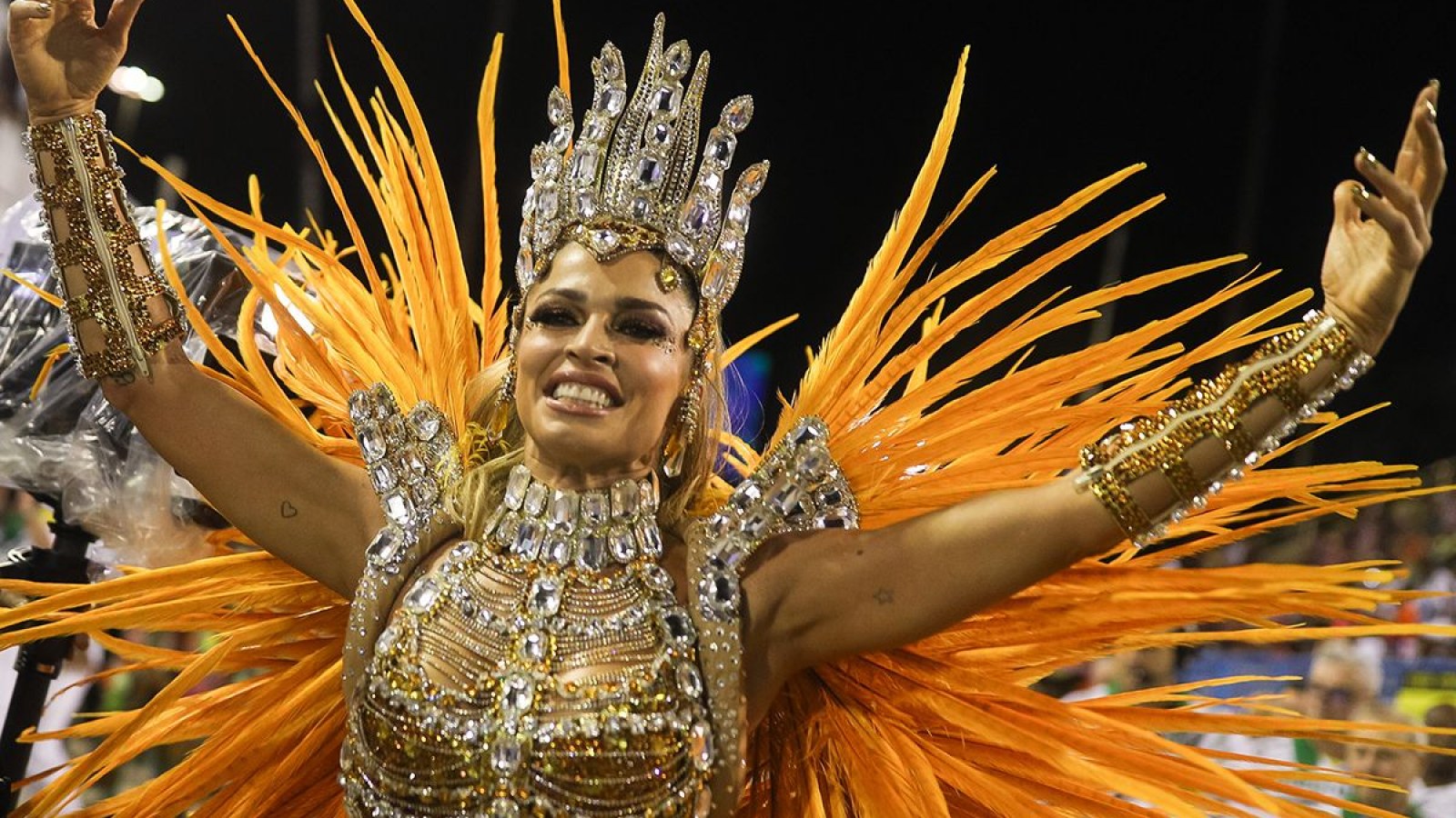 Rio de Janeiro Carnival 2019 Parades Part 1: The Spectacular Floats, Dancers, and Costumes, in Picture