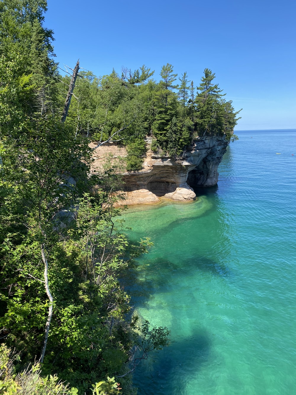 Pictured Rocks National Lakeshore Picture. Download Free Image