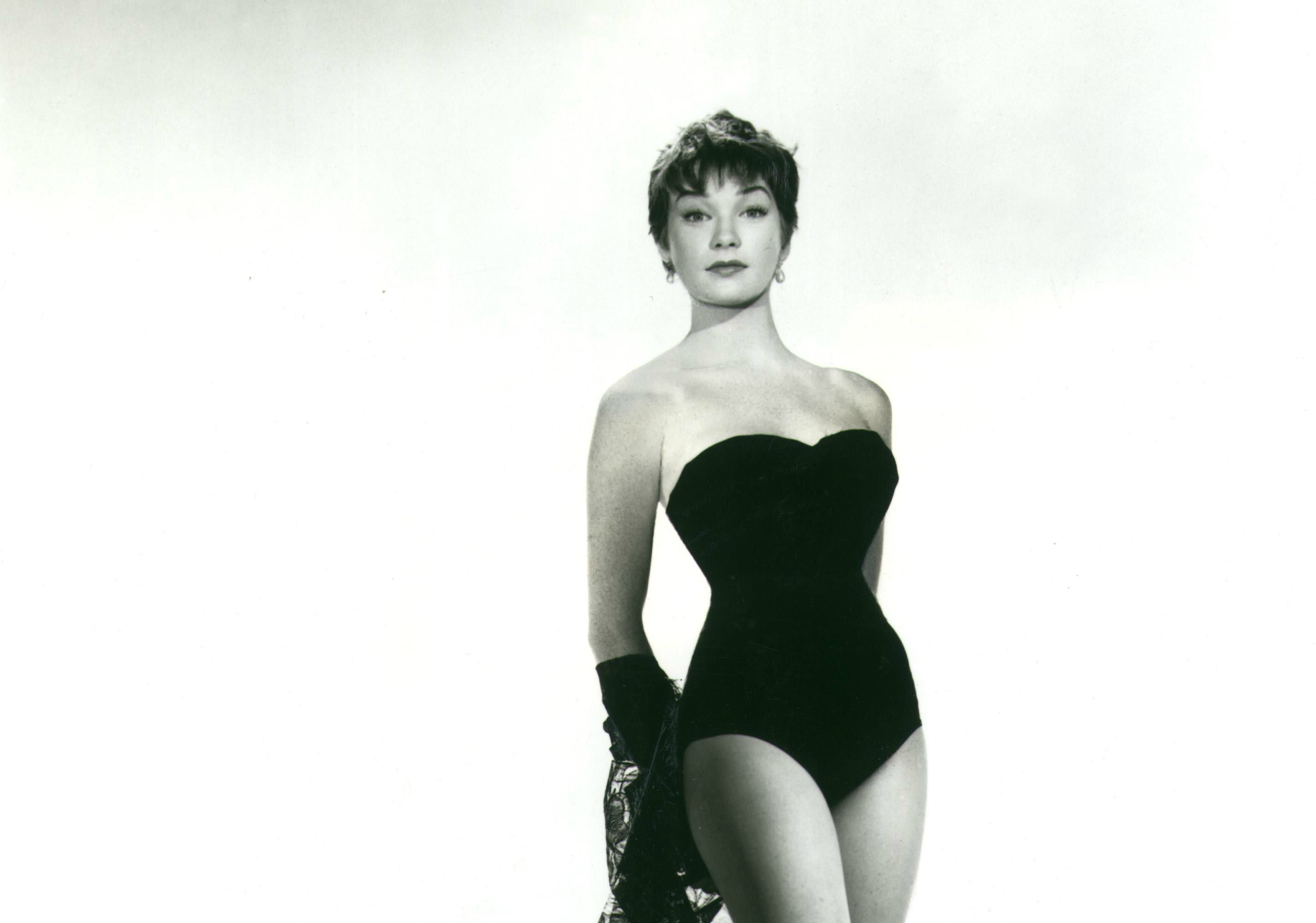 Shirley MacLaine Sexy Wallpapers.