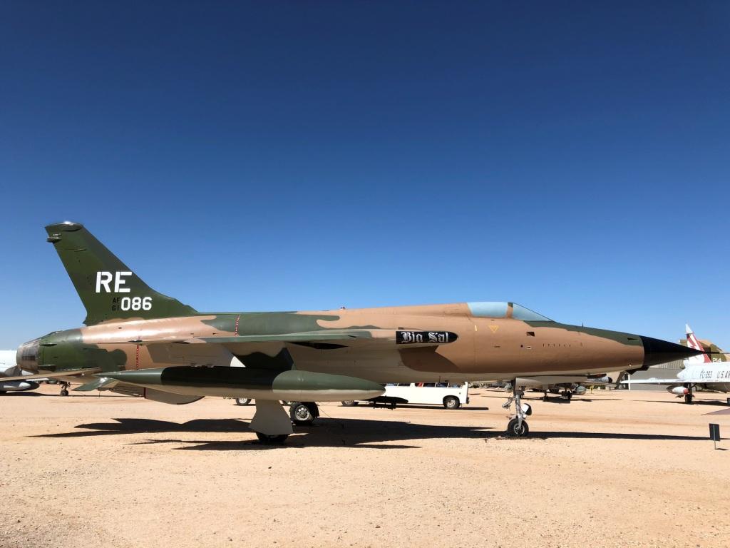 Republic F 105 Thunderchief Fighter Jet