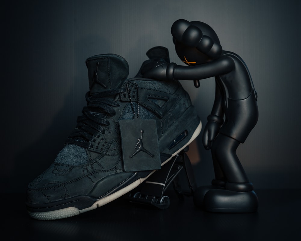 Kaws Picture. Download Free Image
