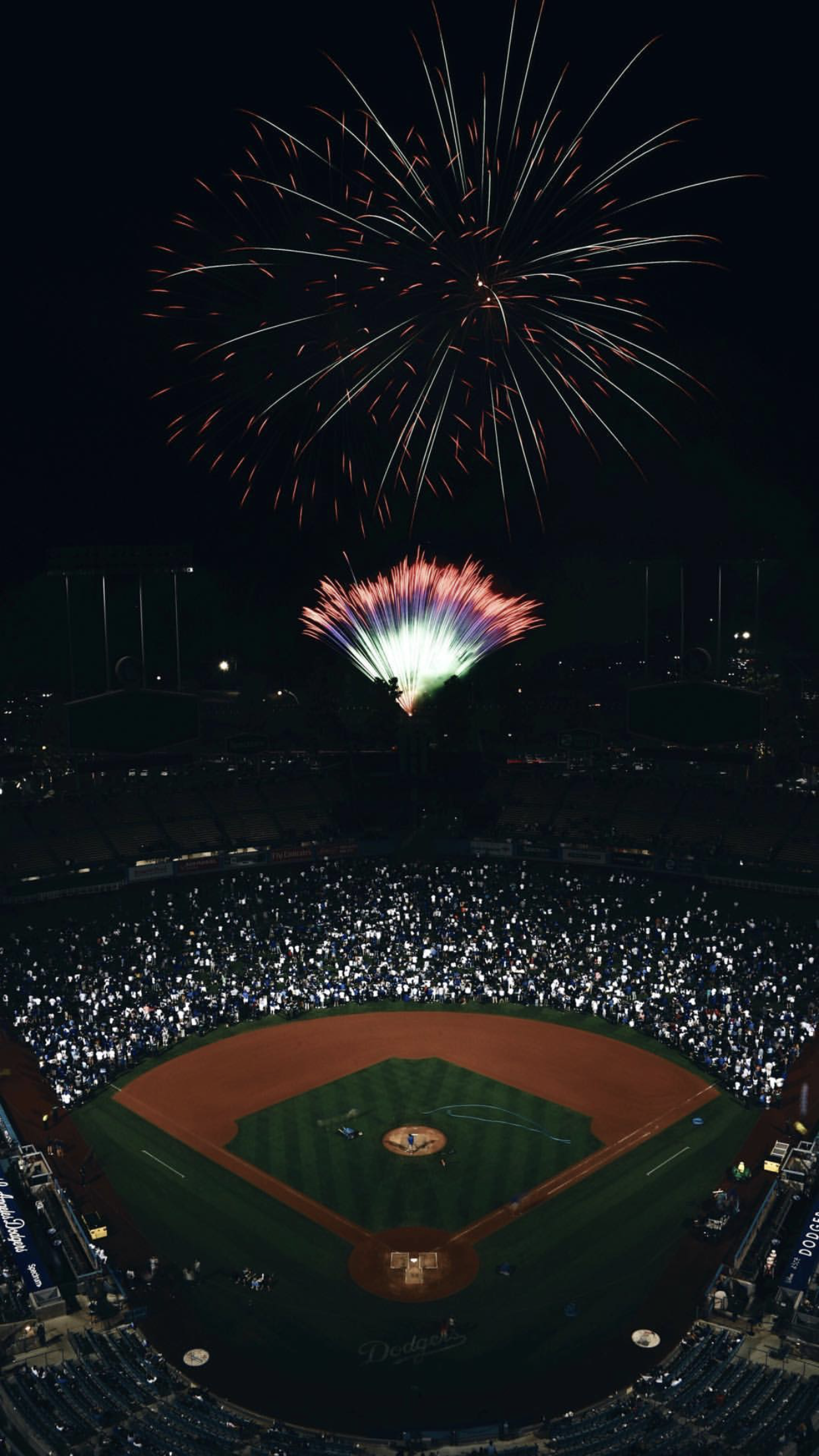 Dodgers Baseball / Chavez Ravine / Fireworks / Wallpaper / photocredit Dodgers Instagram. Baseball wallpaper, Fireworks wallpaper, Baseball