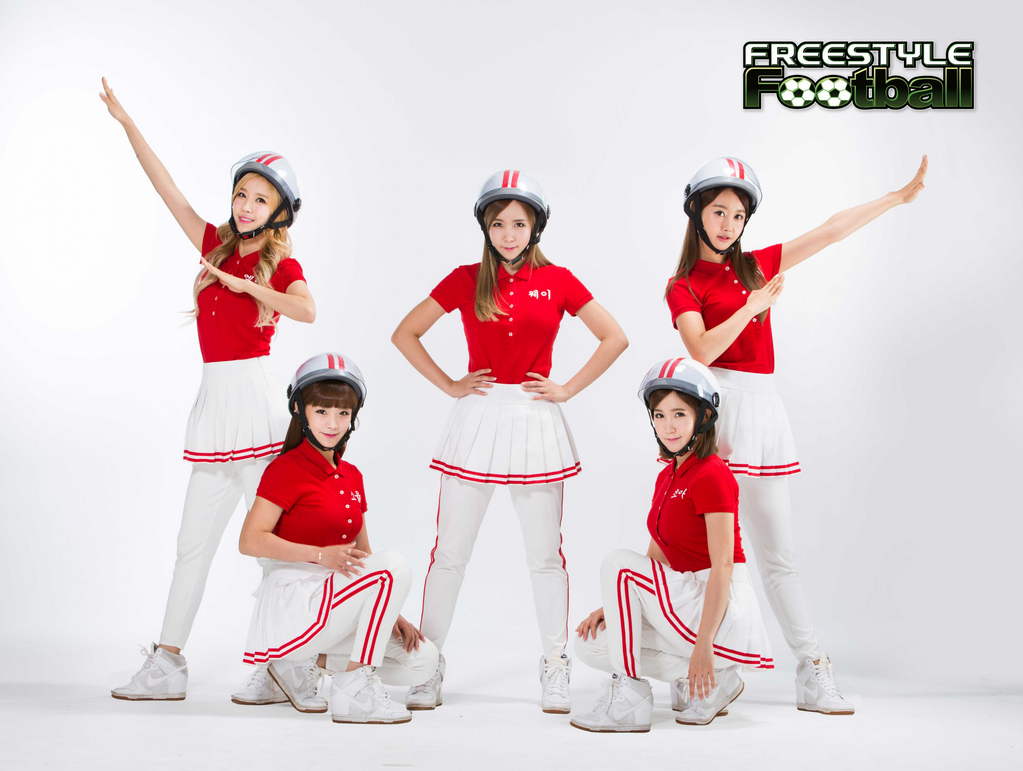 Crayon Pop for Football Freestyle Pop Photo